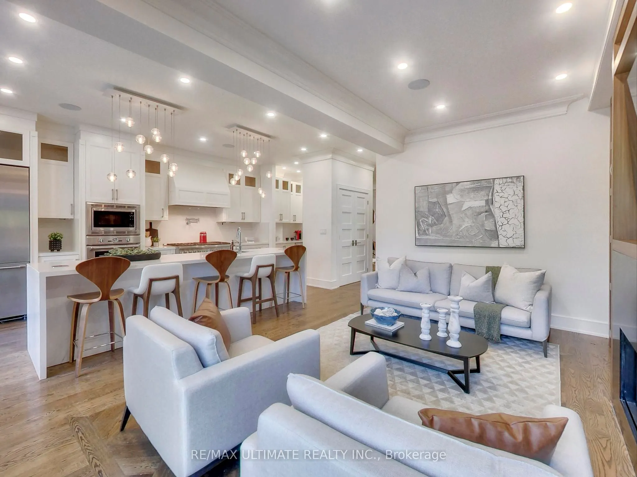 35 Fleming Crescent