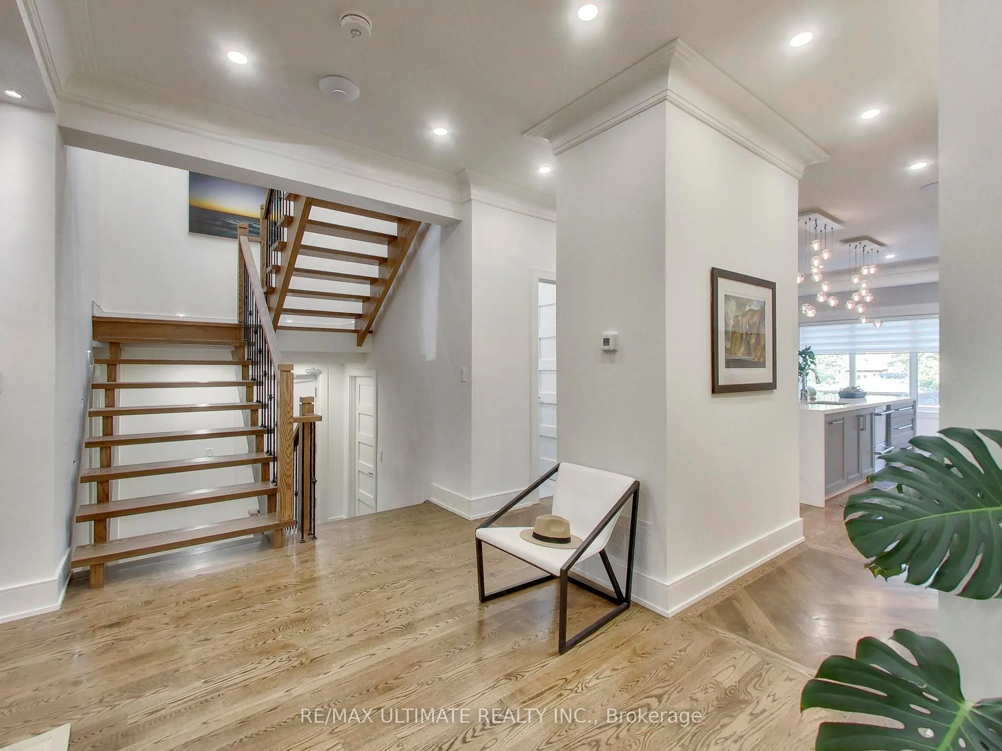 35 Fleming Crescent