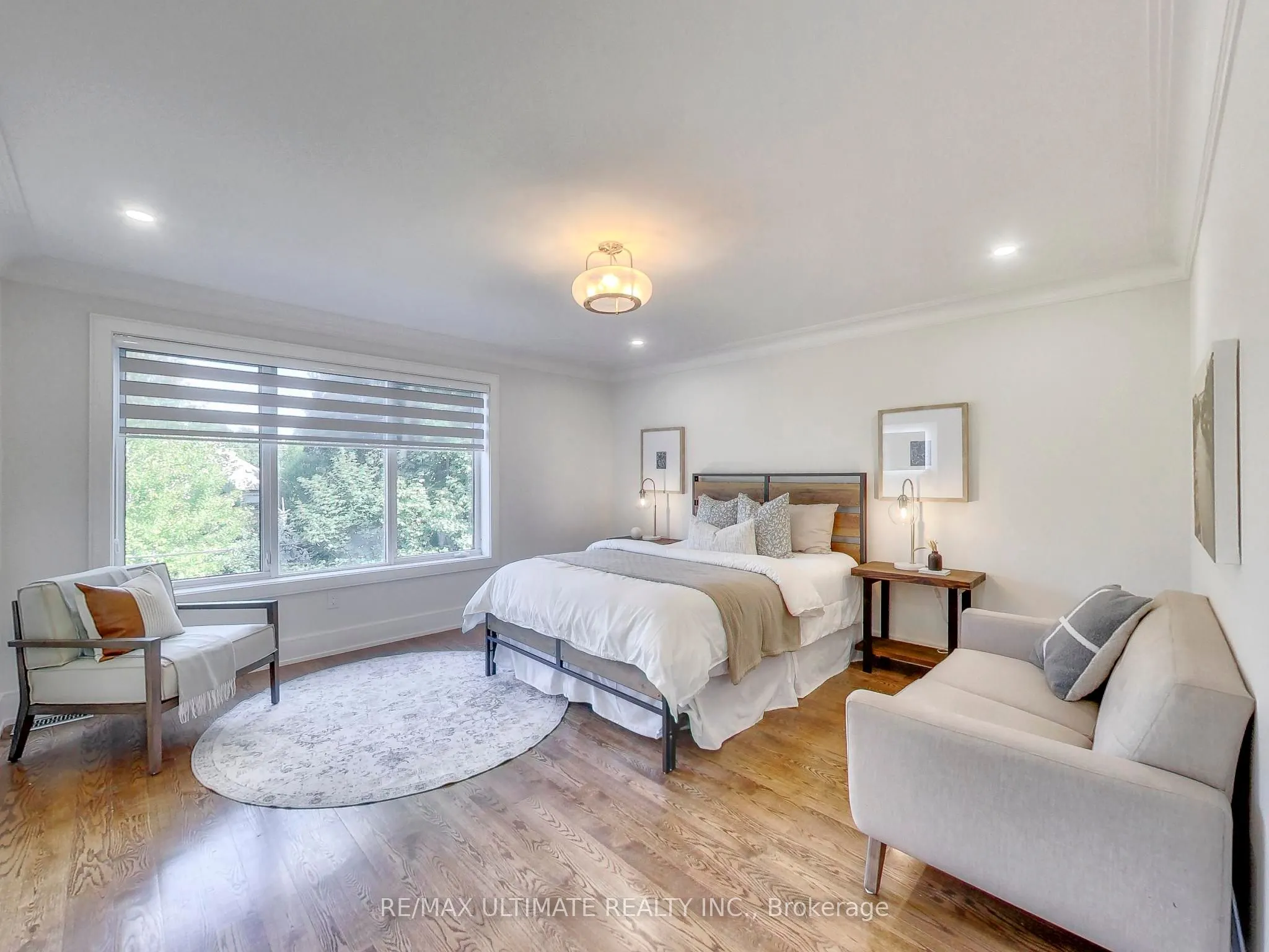 35 Fleming Crescent