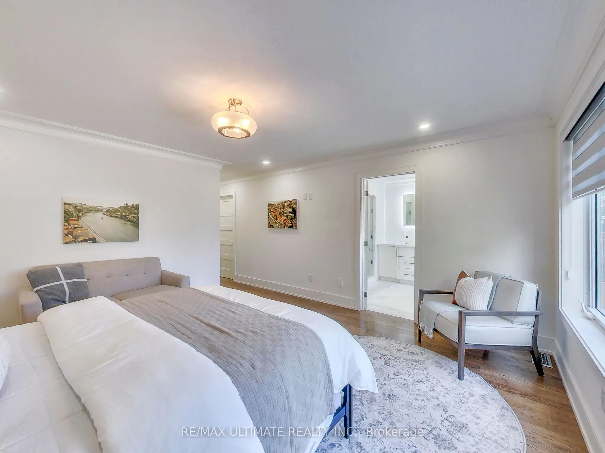 35 Fleming Crescent