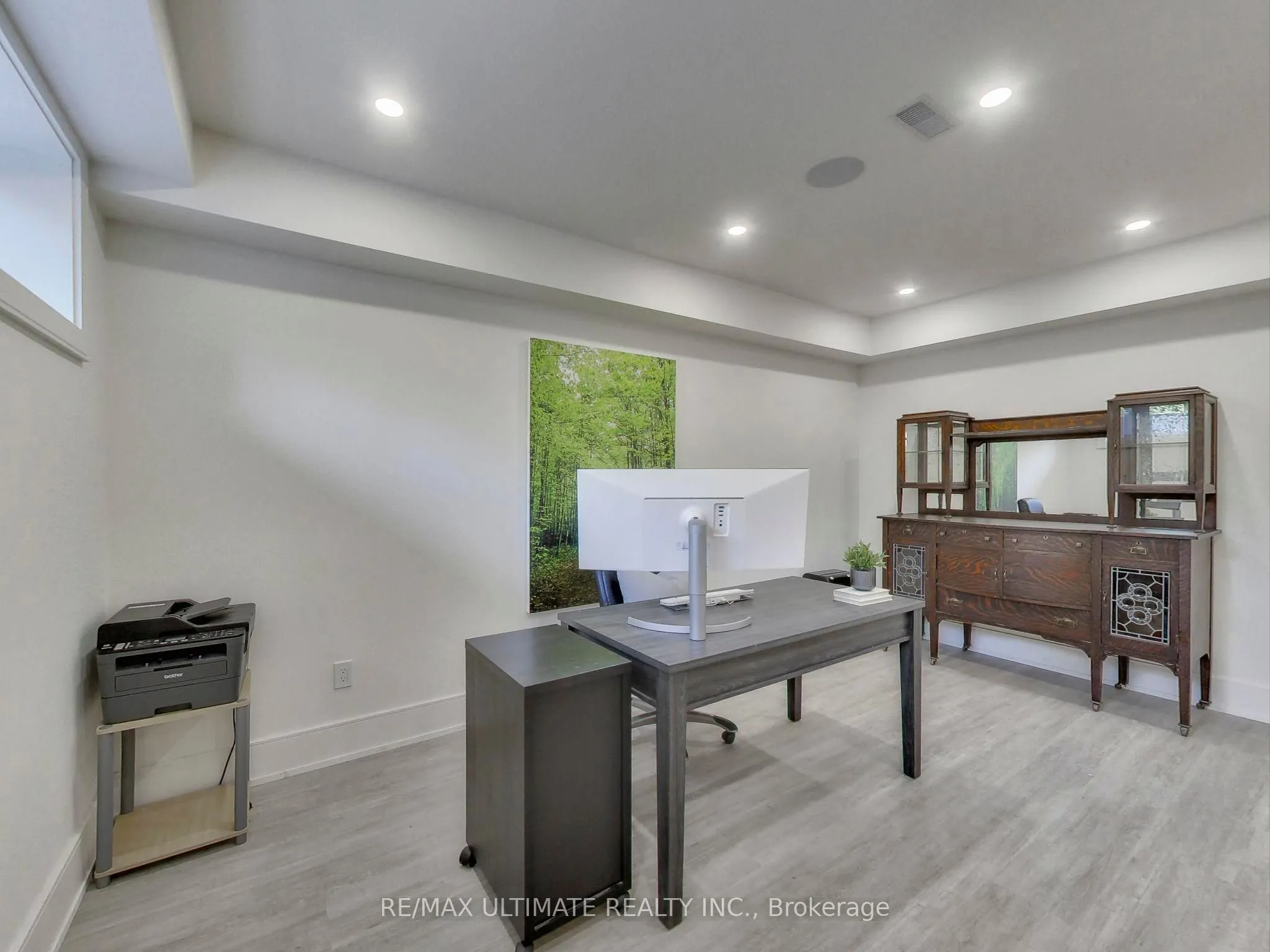35 Fleming Crescent
