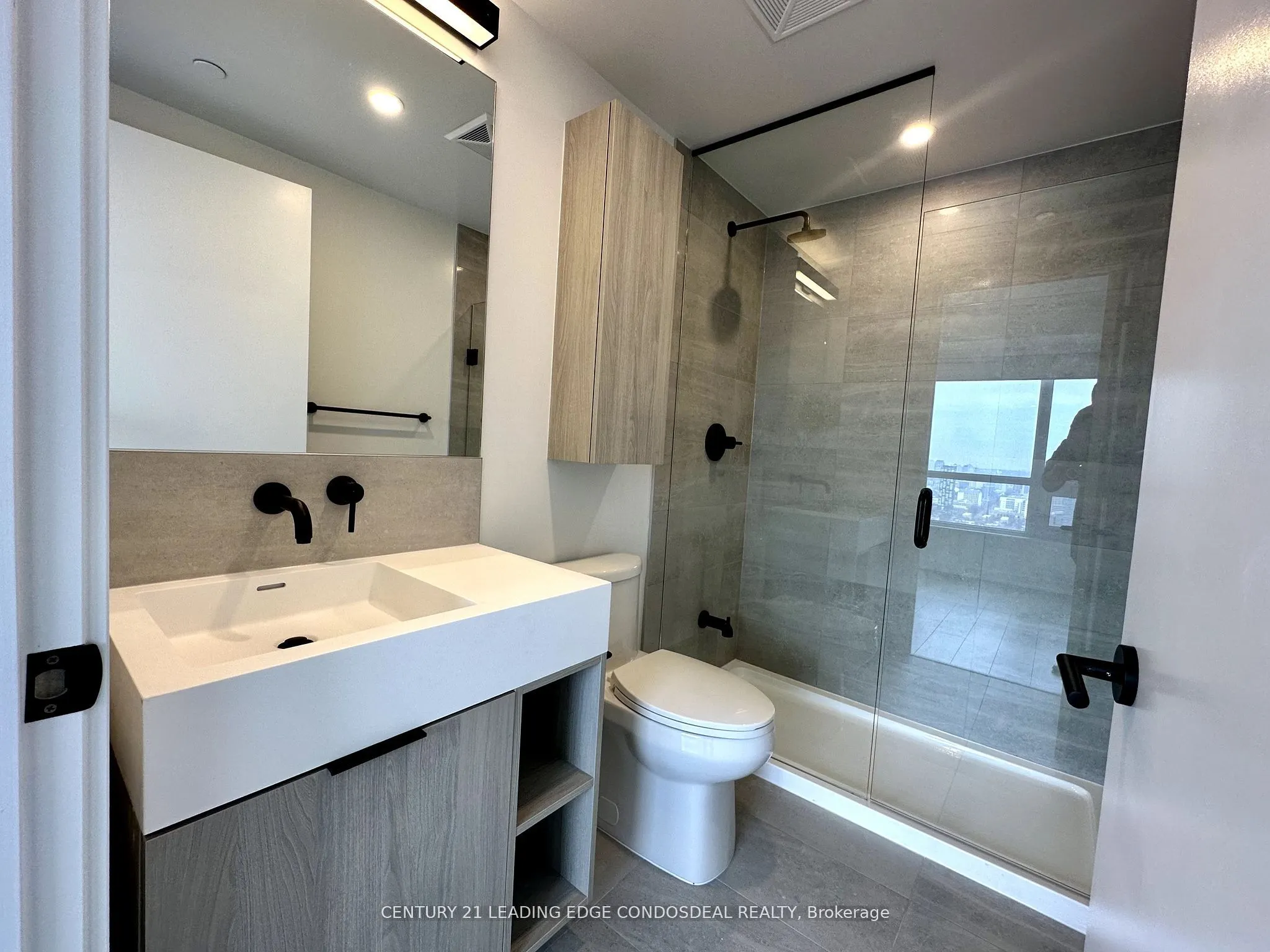108 Peter Street, #4101