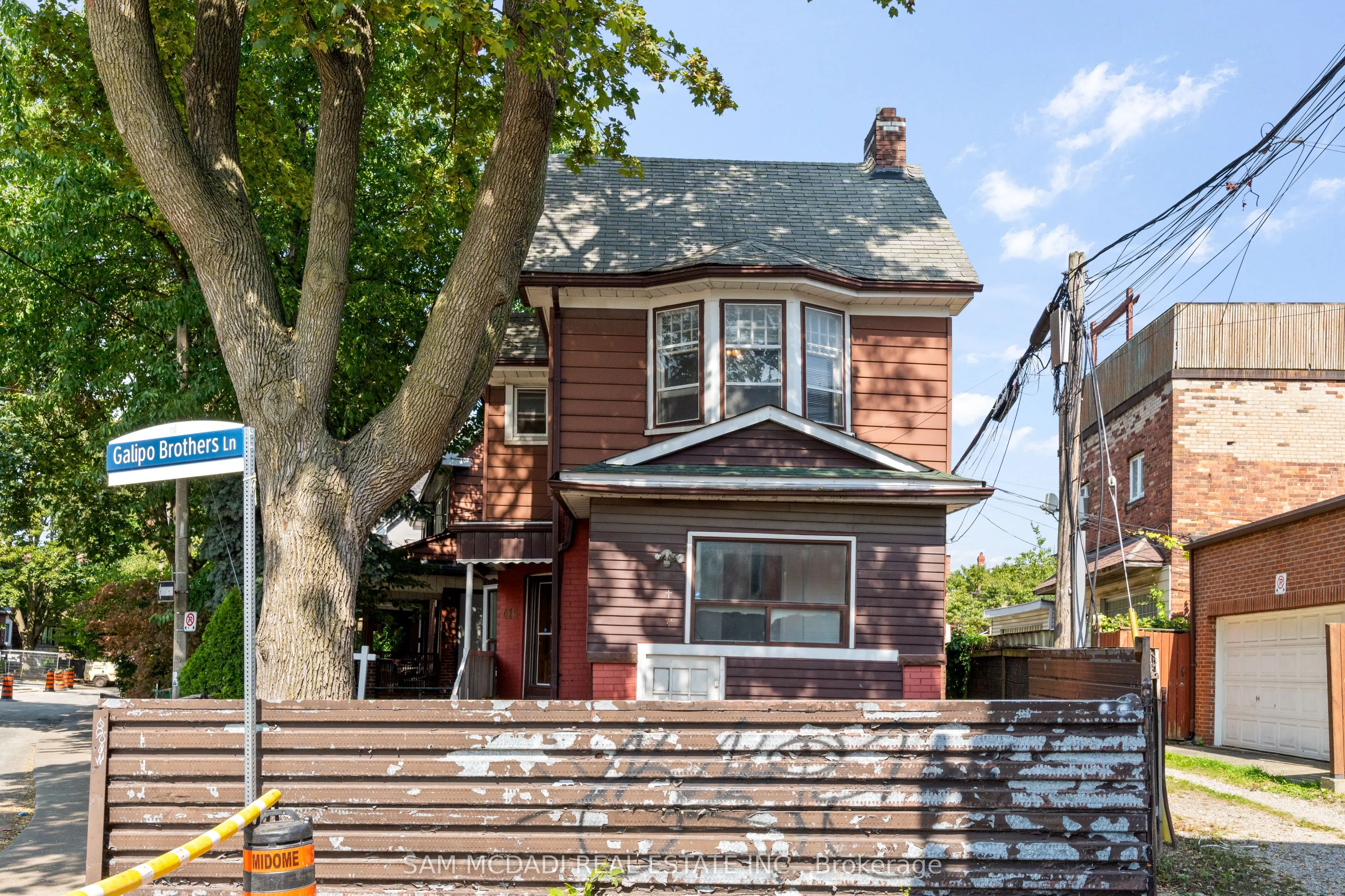 415 Crawford Street
