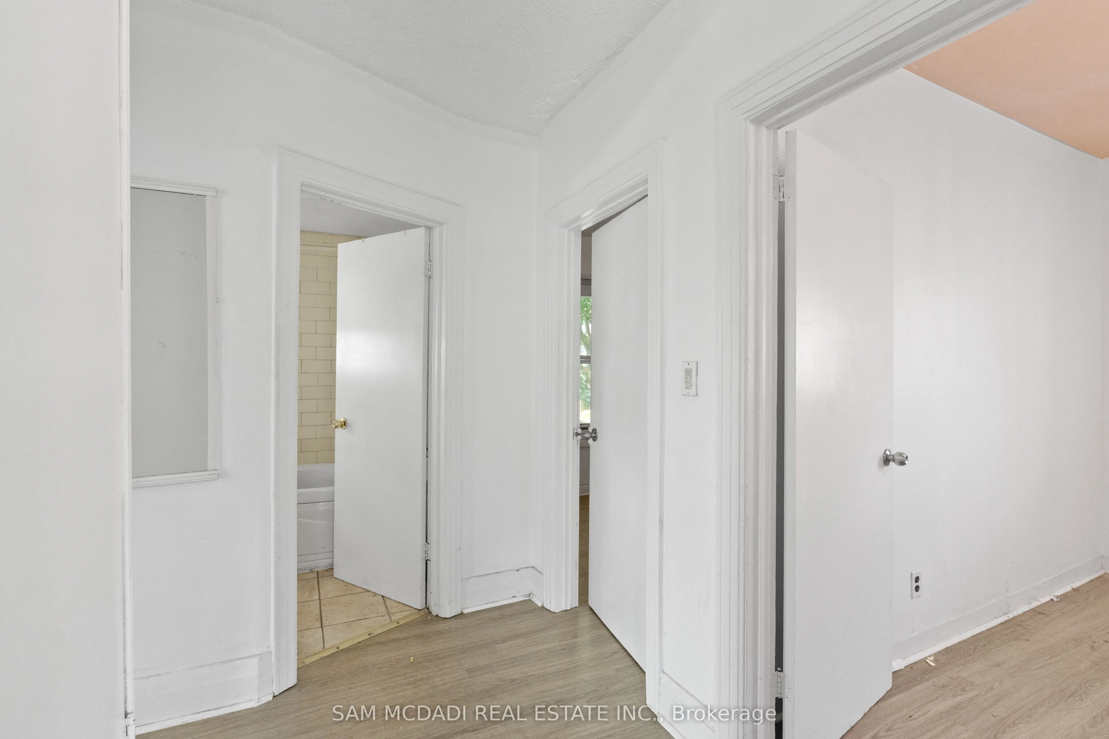 415 Crawford Street