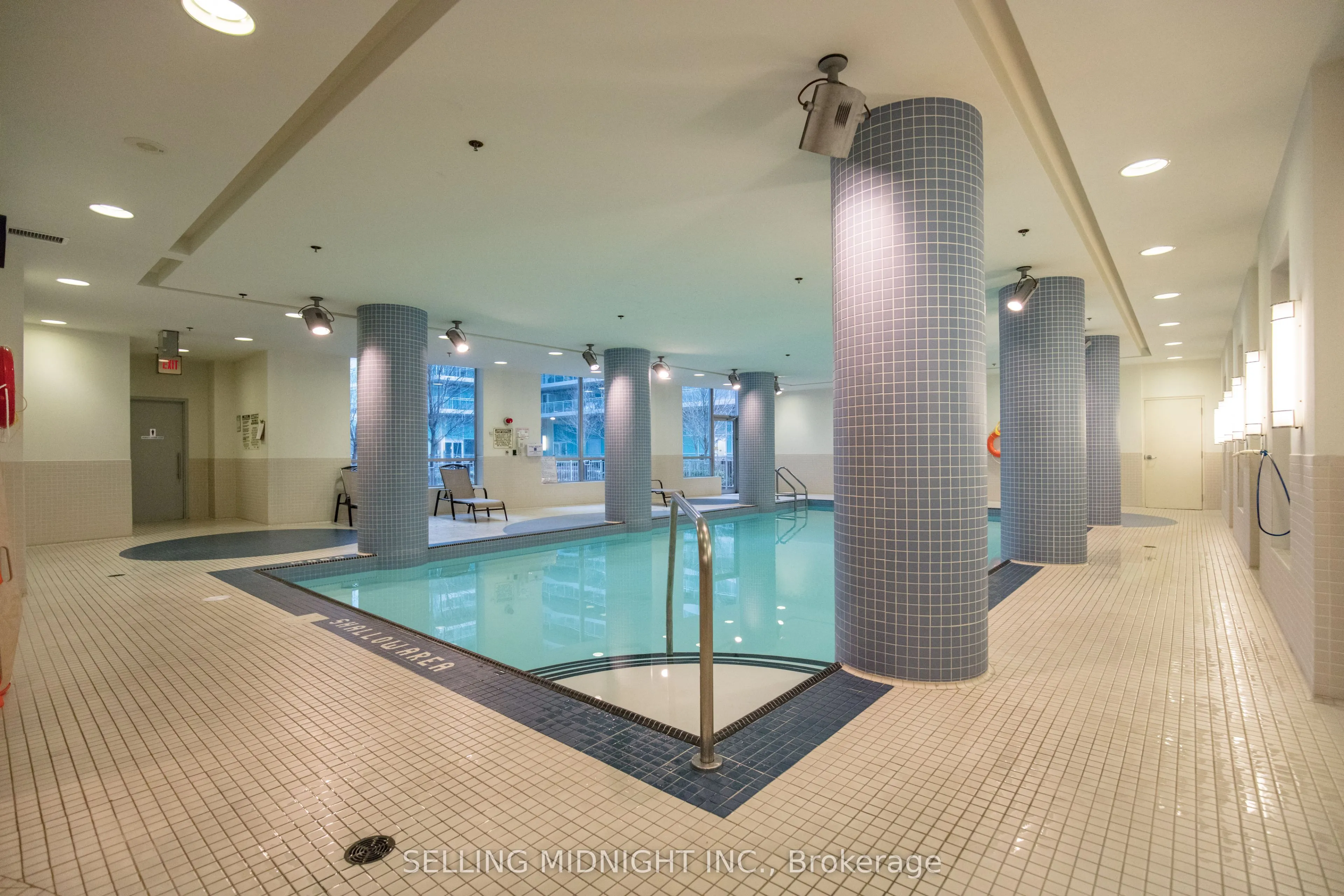 50 Lynn Williams Street, #422