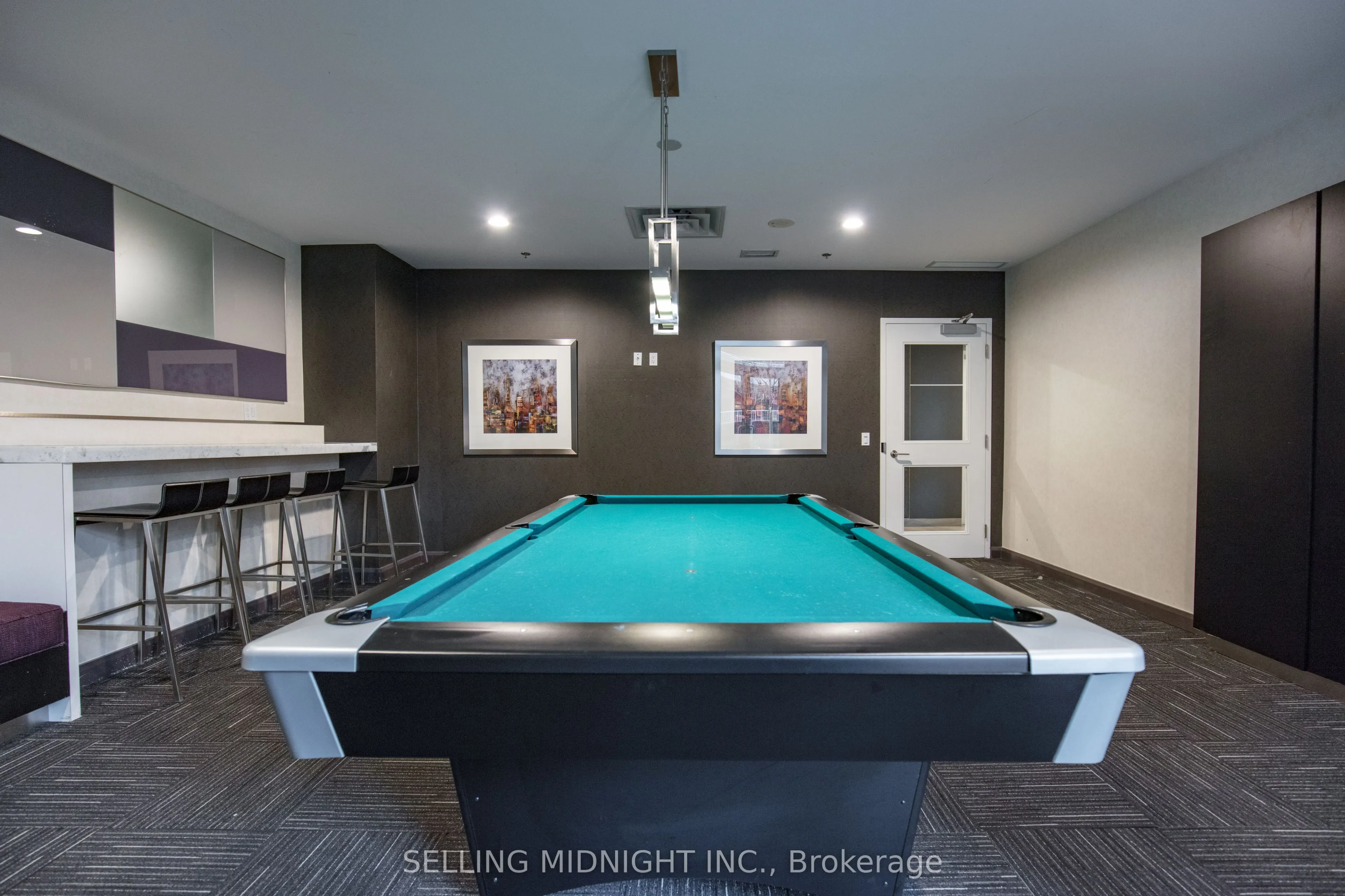 50 Lynn Williams Street, #422