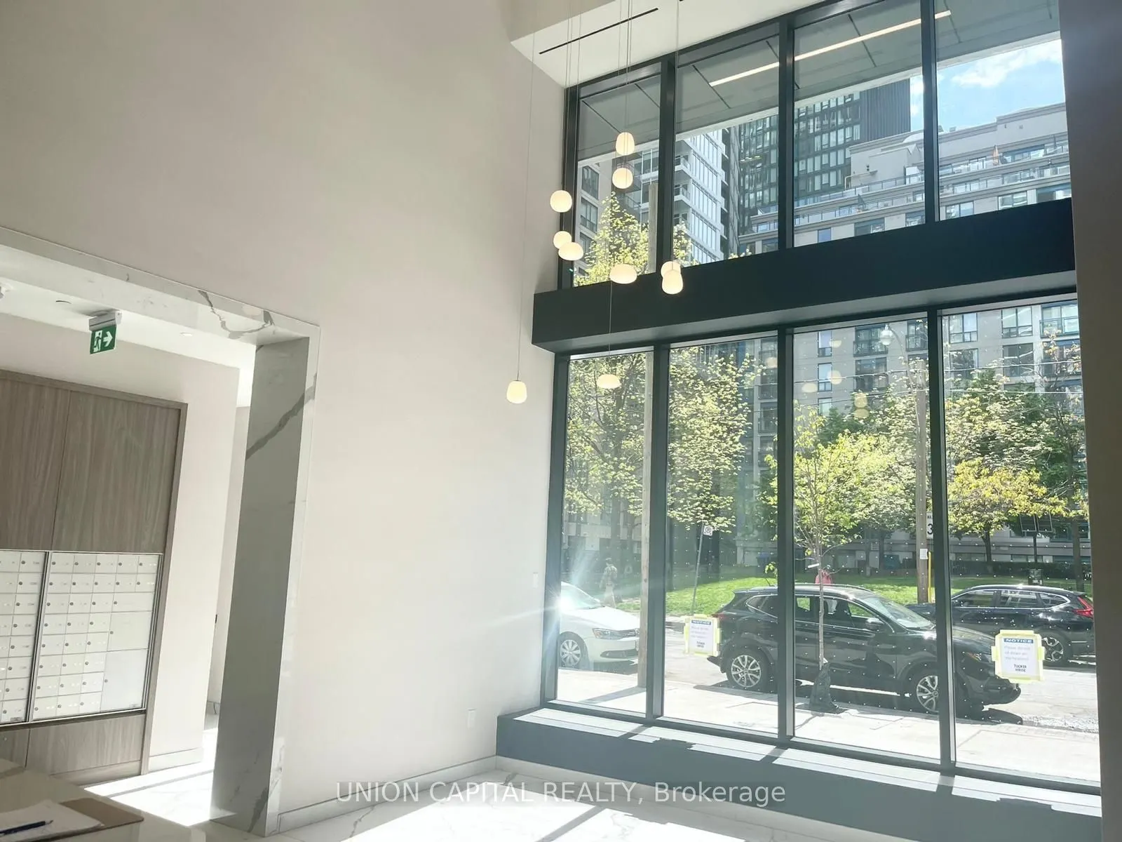 65 Mutual Street, #1104