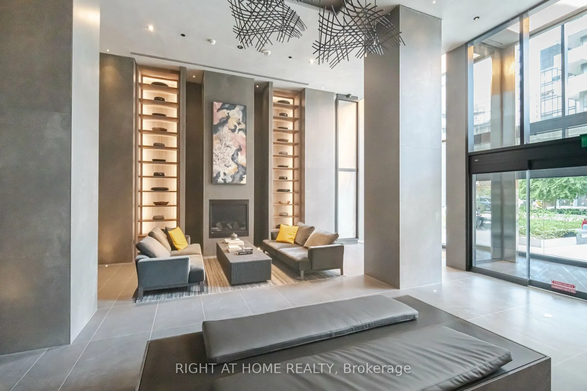 55 Charles Street E, #4403