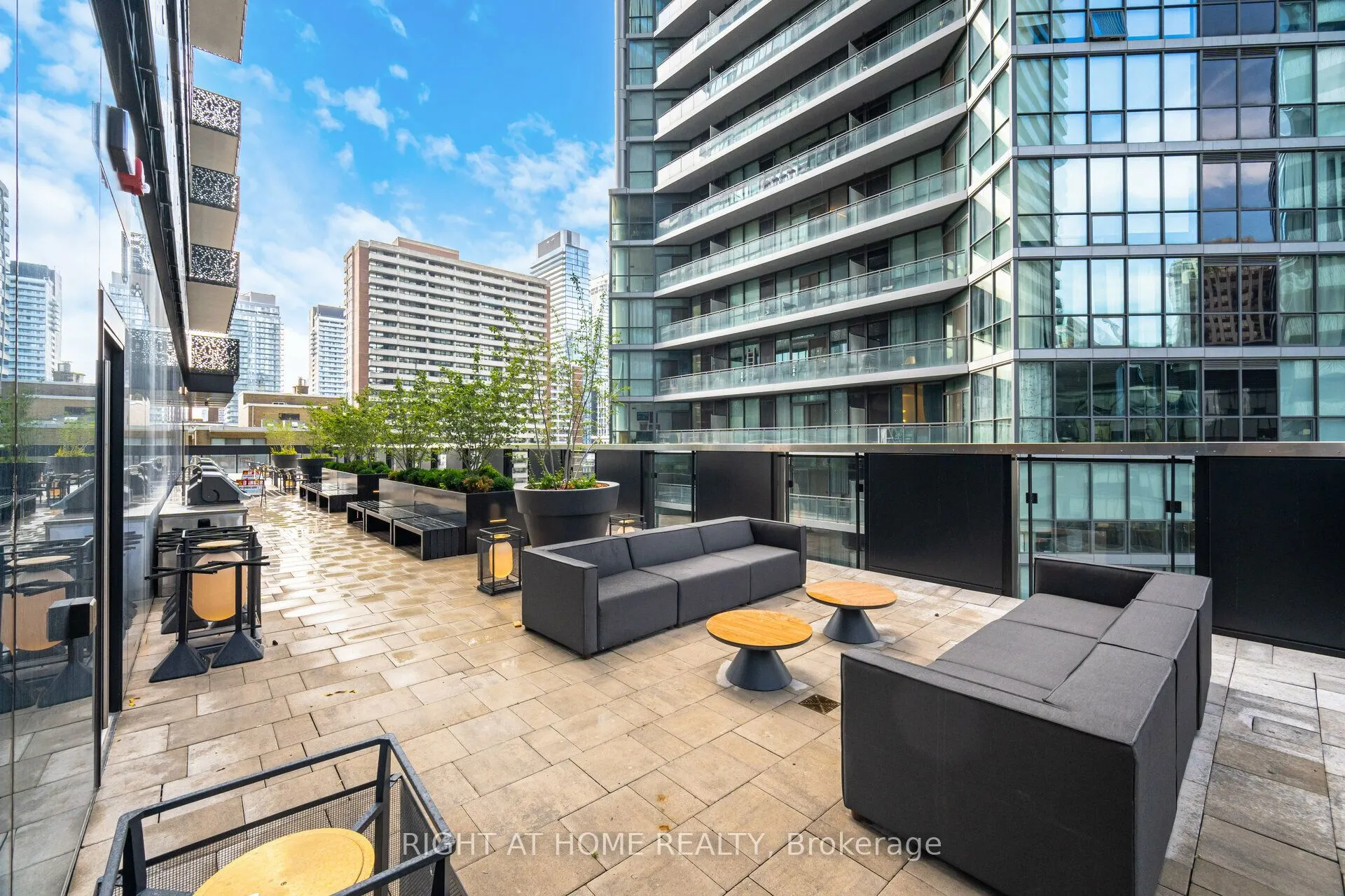 55 Charles Street E, #4403