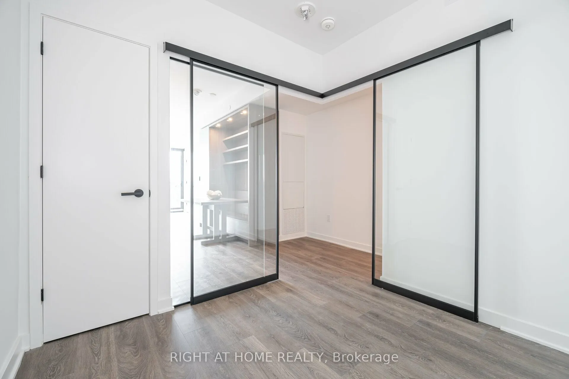 55 Charles Street E, #4403