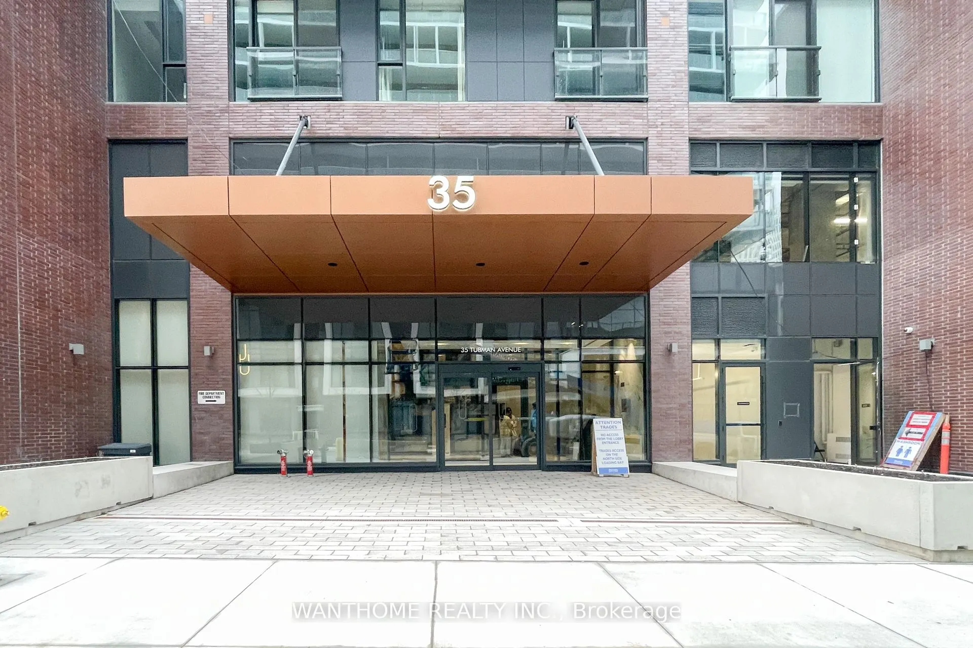 35 Tubman Avenue, #512