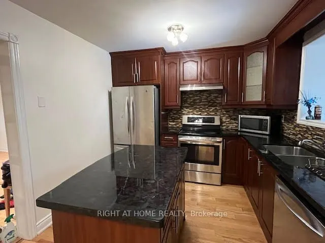 337 Hollyberry Trail