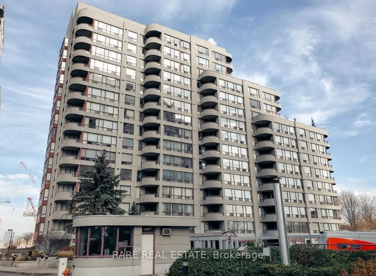 5785 Yonge Street, #206
