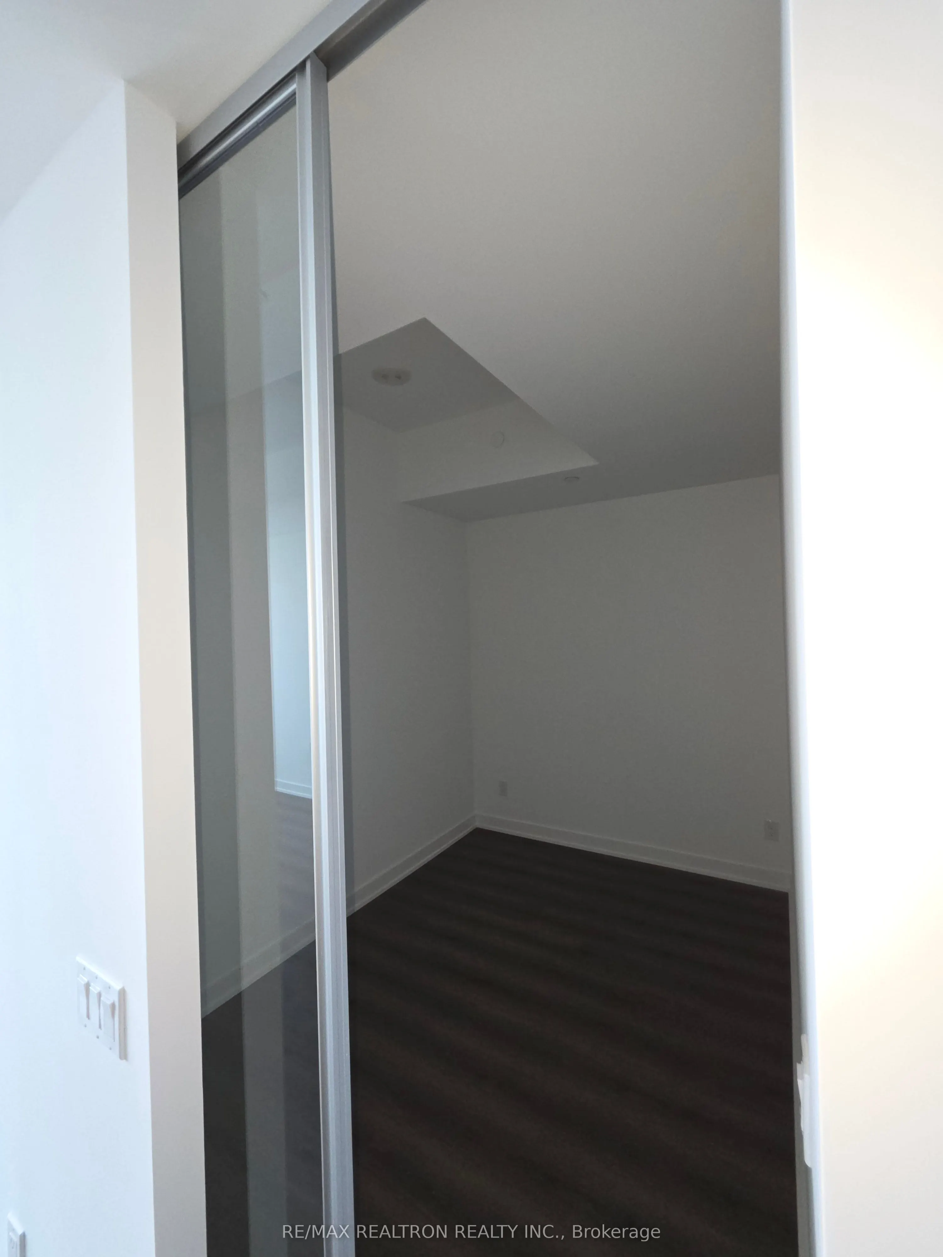 8 WELLESLEY ST W Street W, #5902