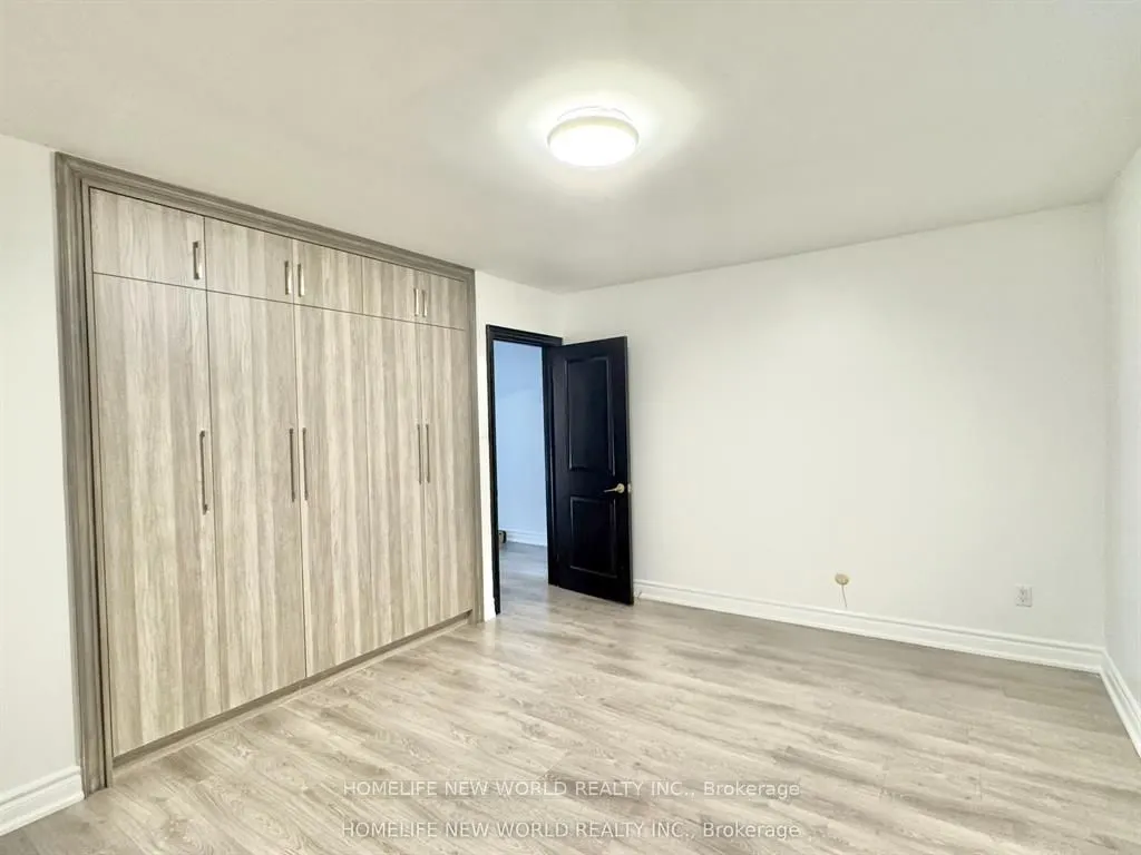 30 Allview Crescent