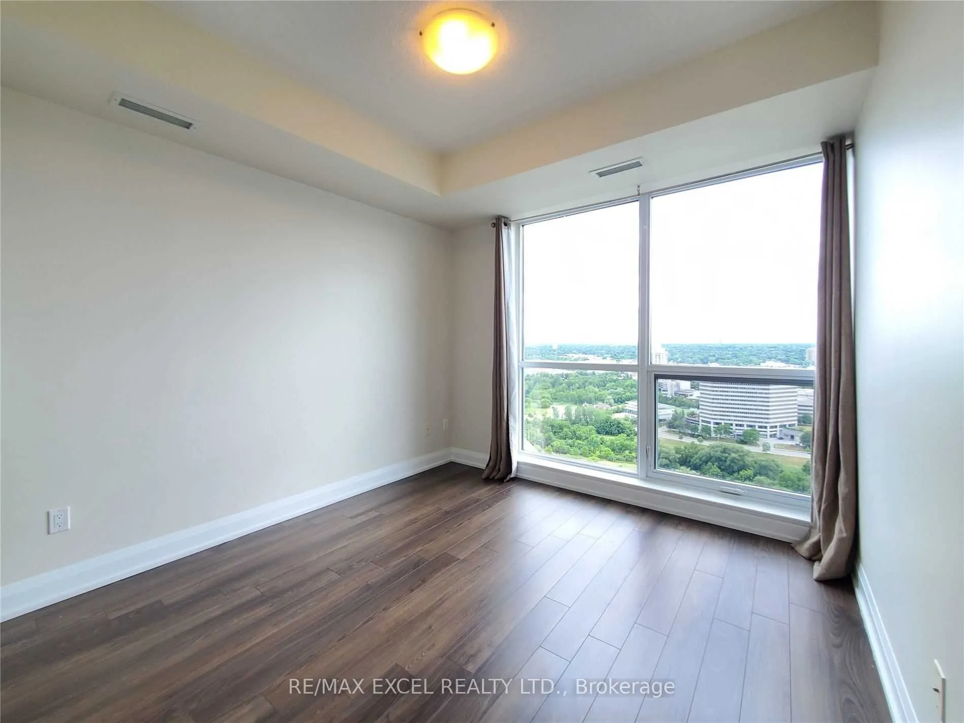 18 Graydon Hall Drive, #2411
