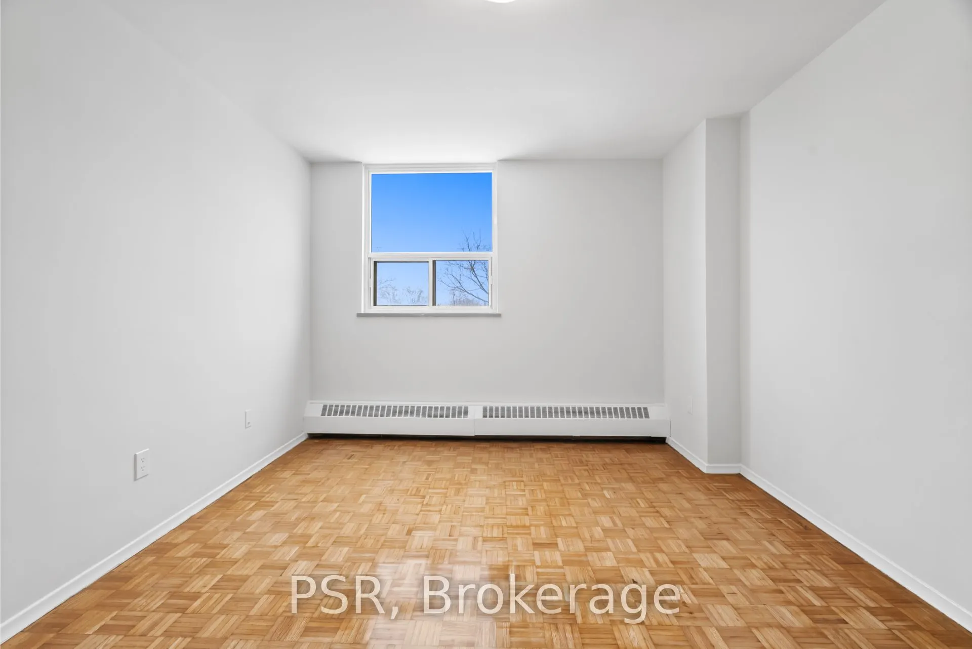 100 Rowena Drive, #516