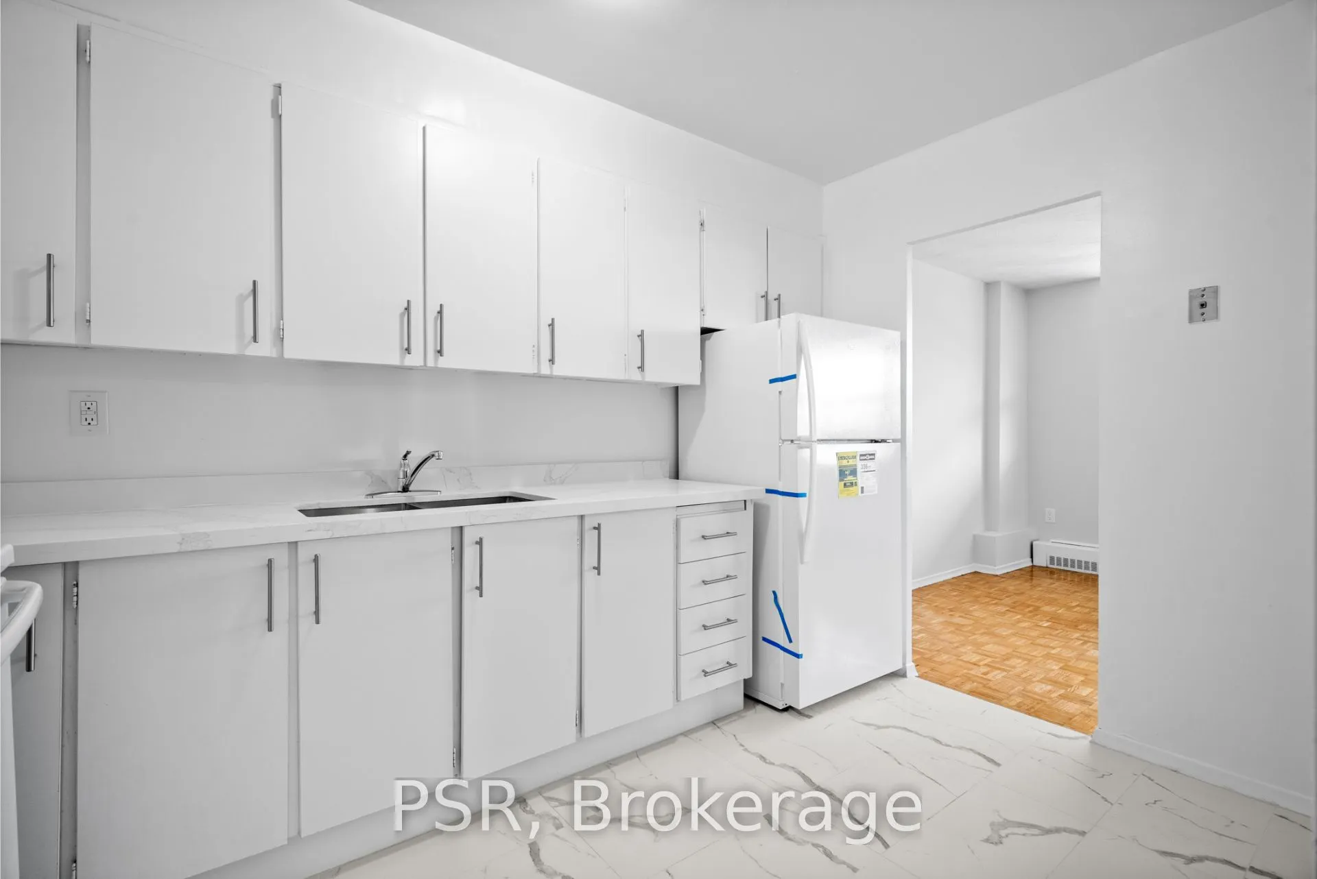 100 Rowena Drive, #516