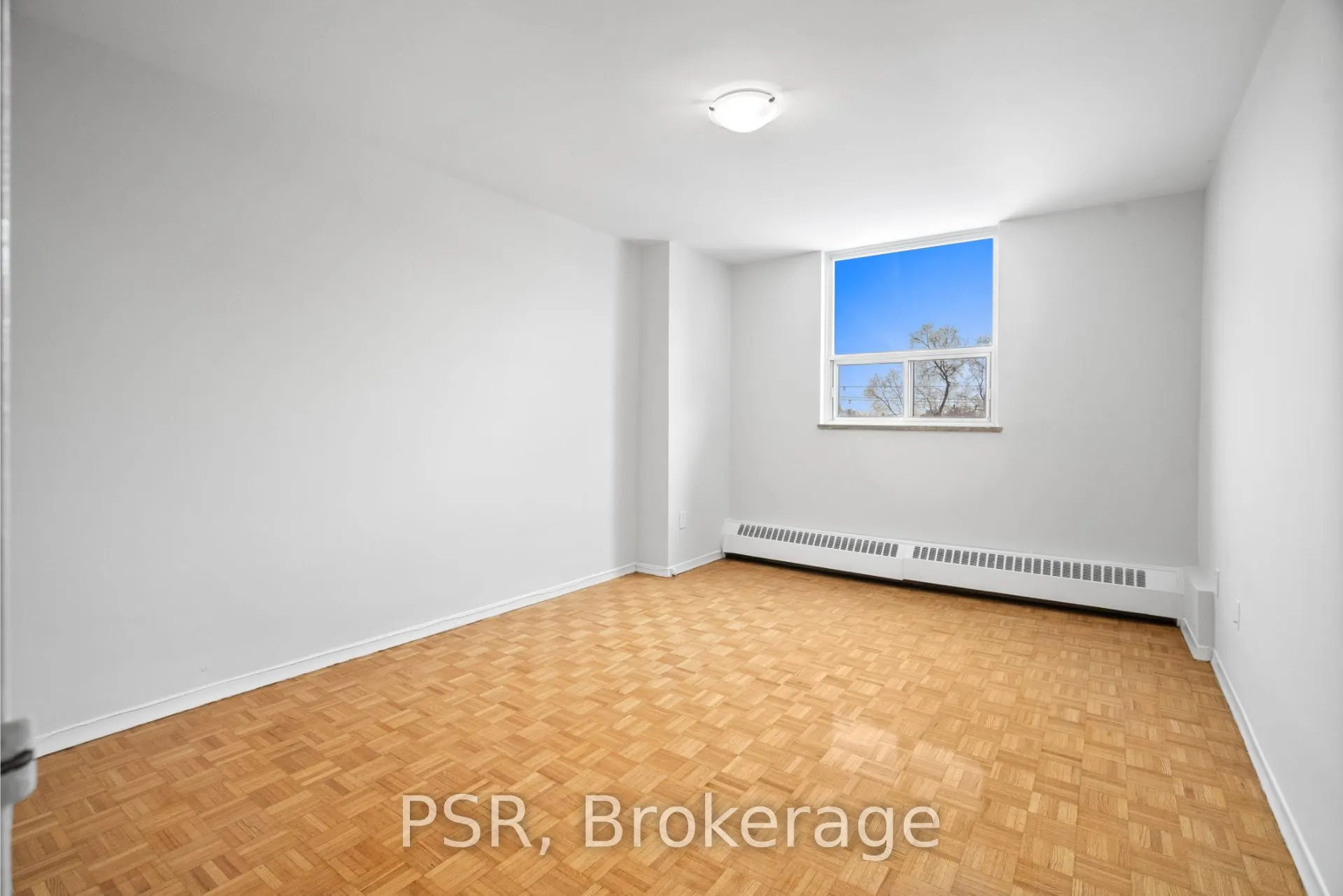 100 Rowena Drive, #914
