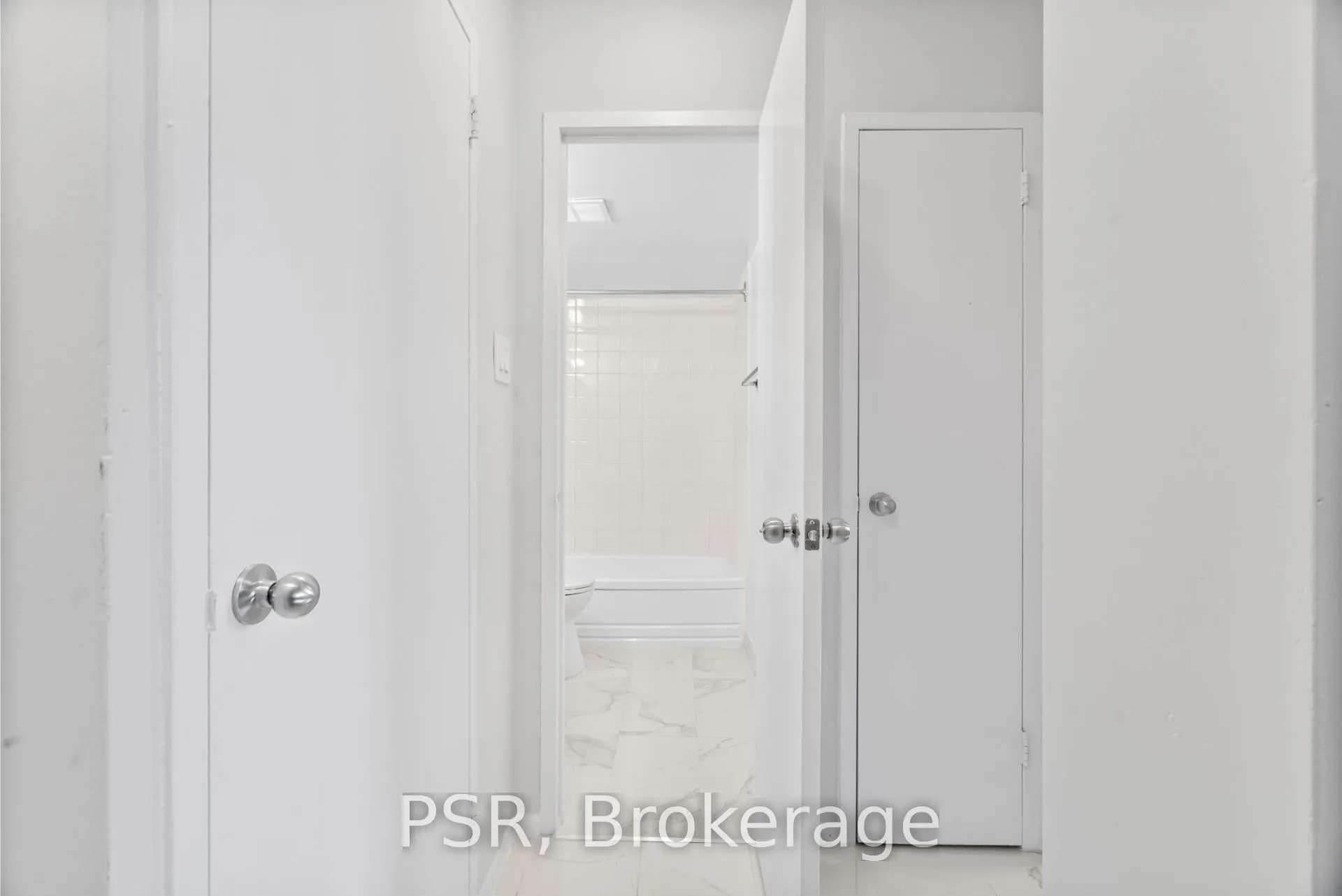 100 Rowena Drive, #914
