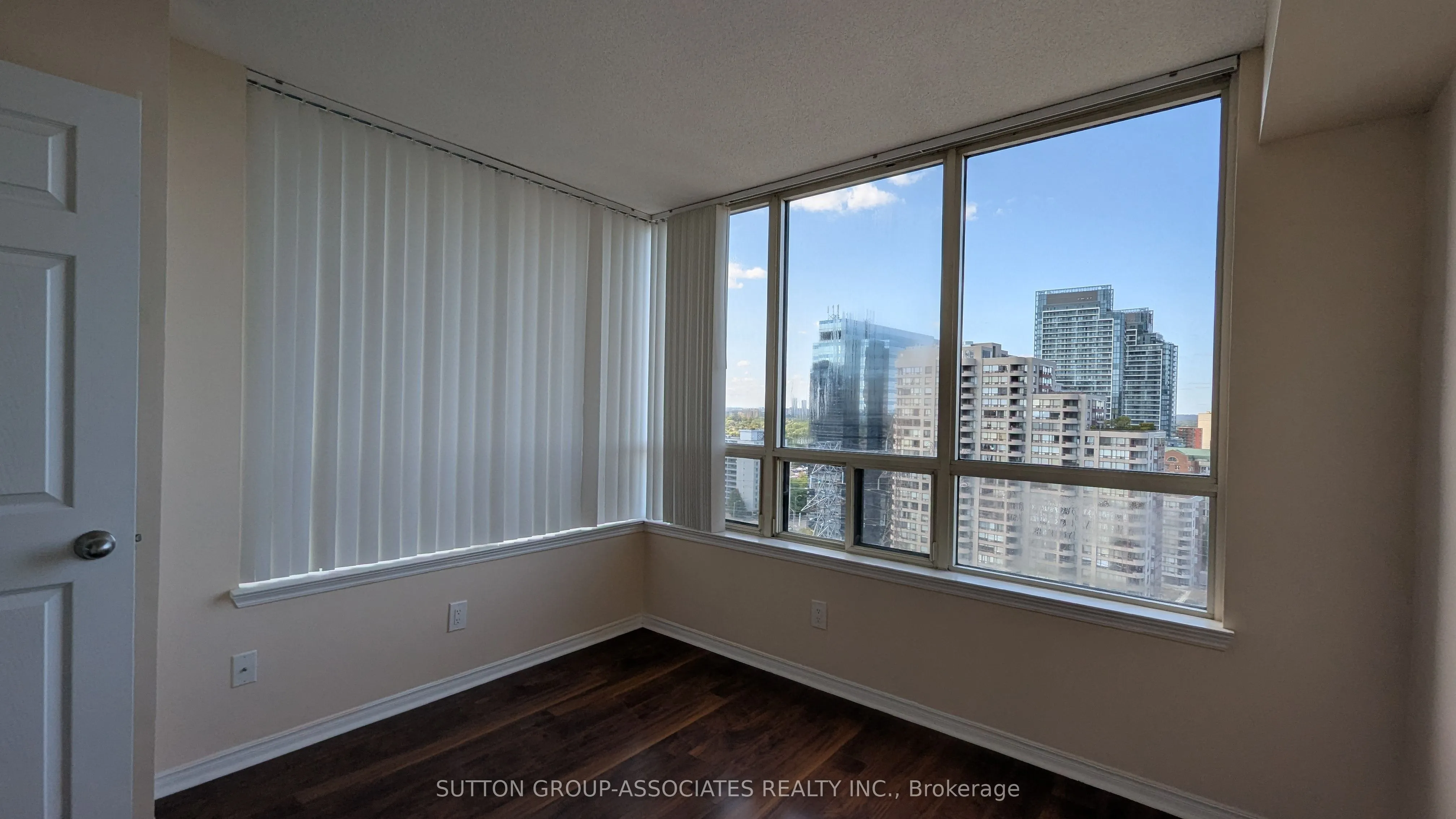 7 Bishop Avenue, #1808