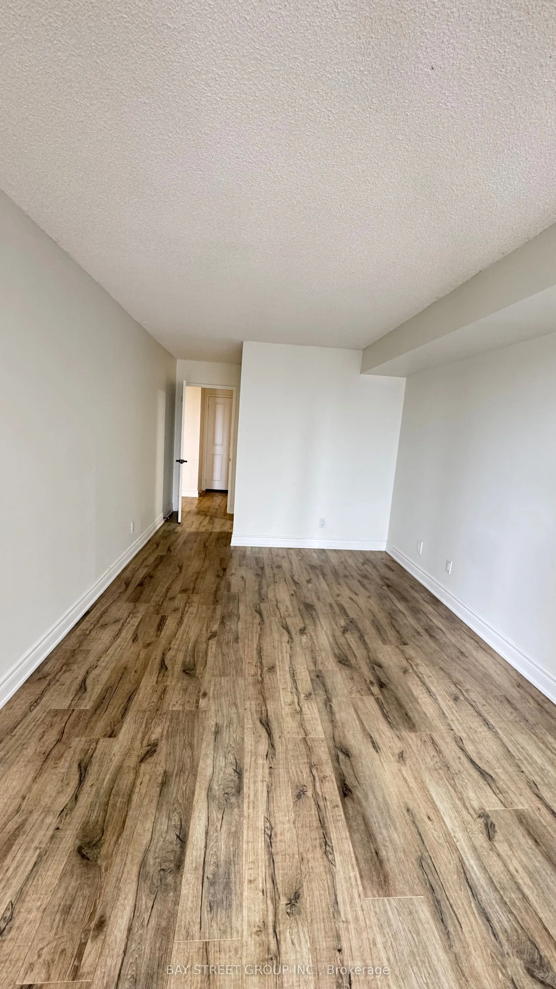 18 Hollywood Avenue, #1106