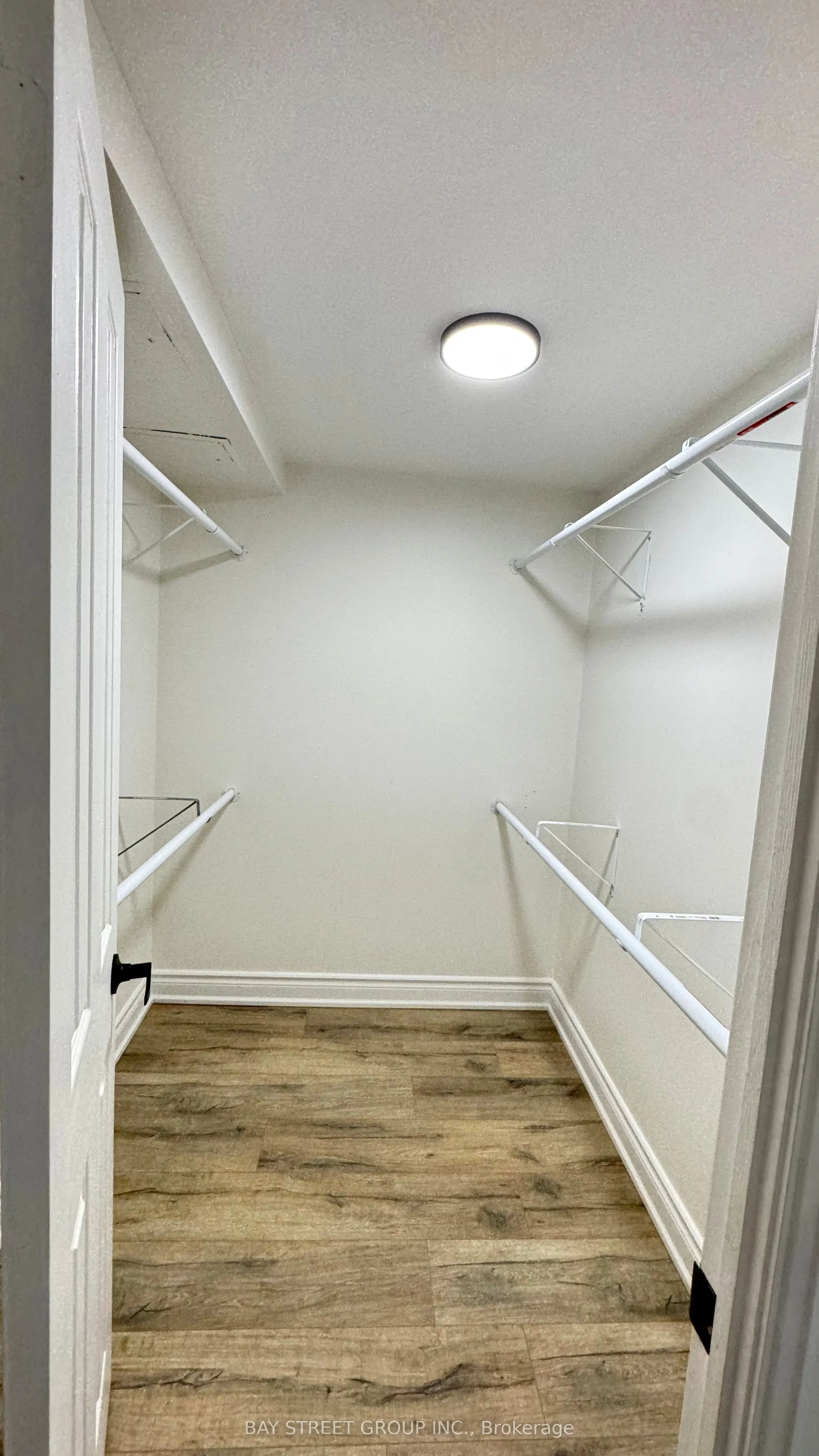 18 Hollywood Avenue, #1106