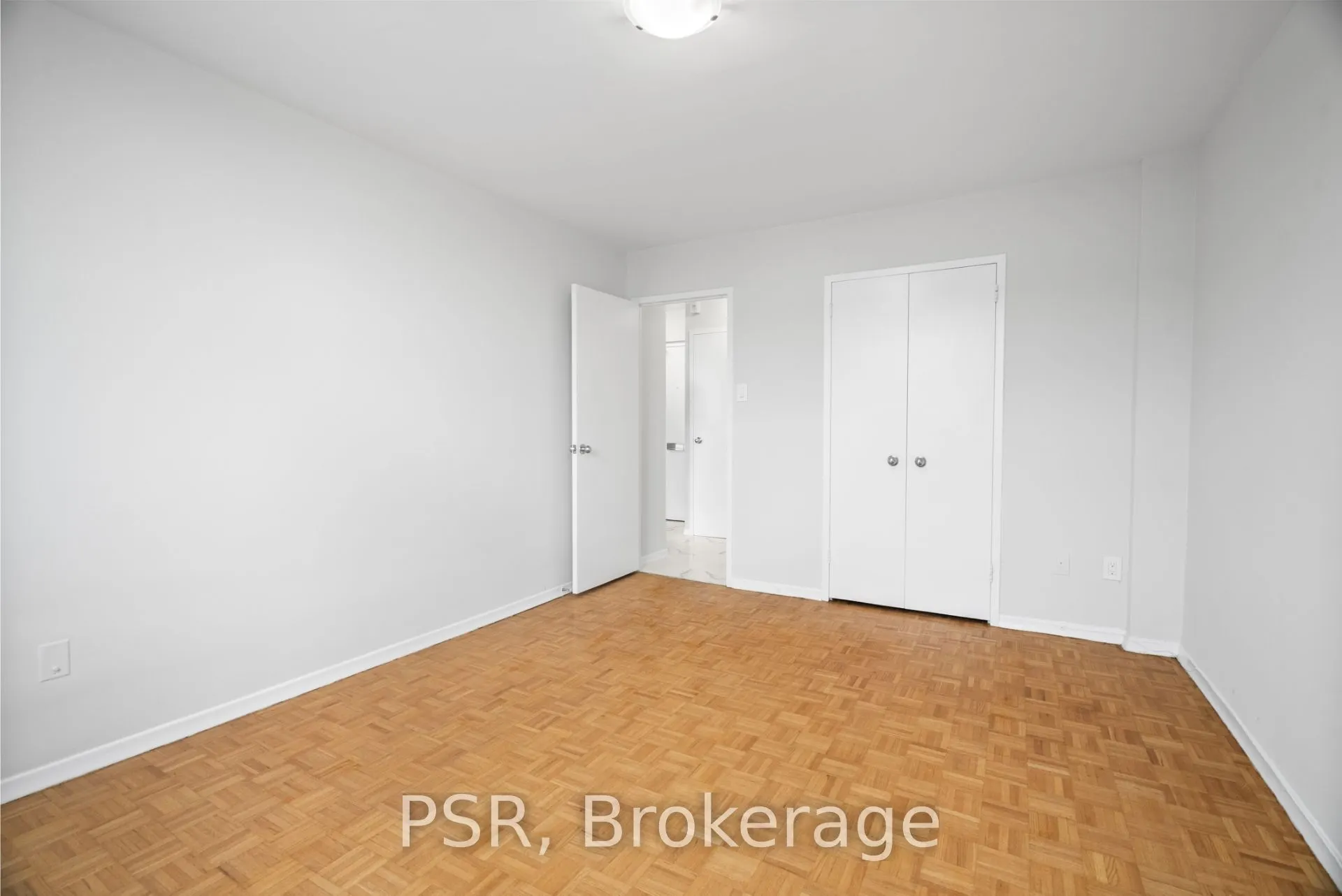 105 Rowena Drive, #418