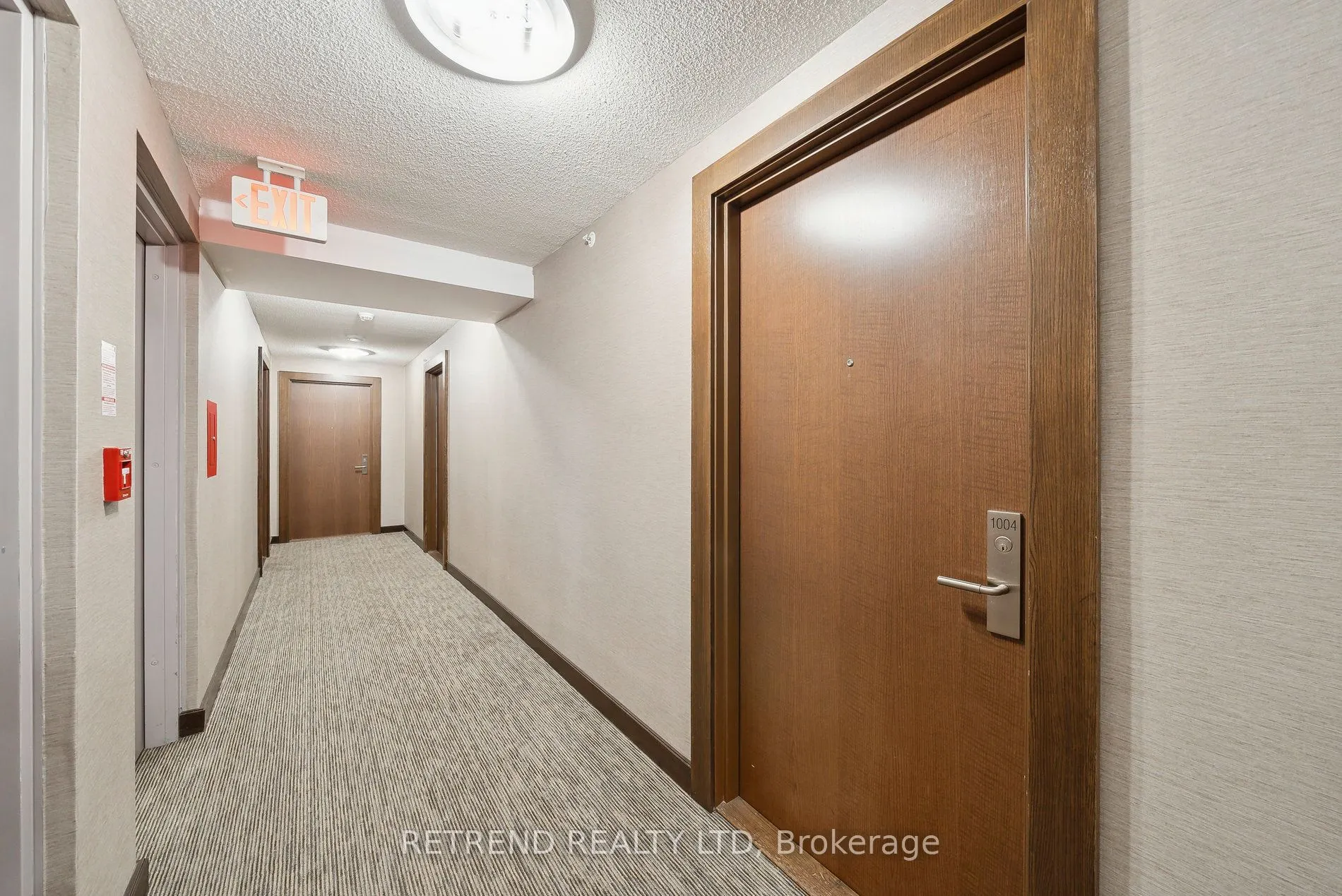 386 Yonge Street, #1004