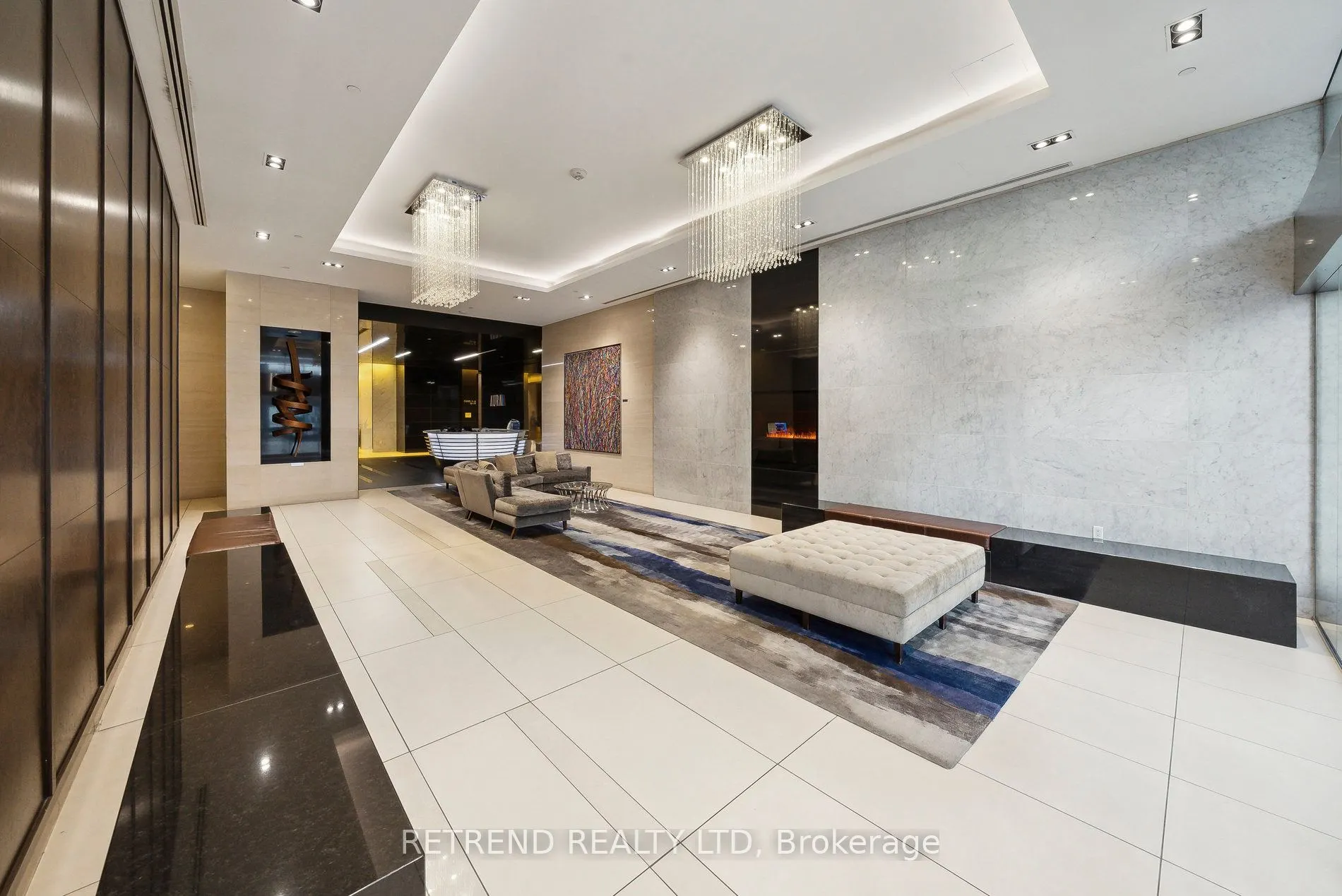 386 Yonge Street, #1004