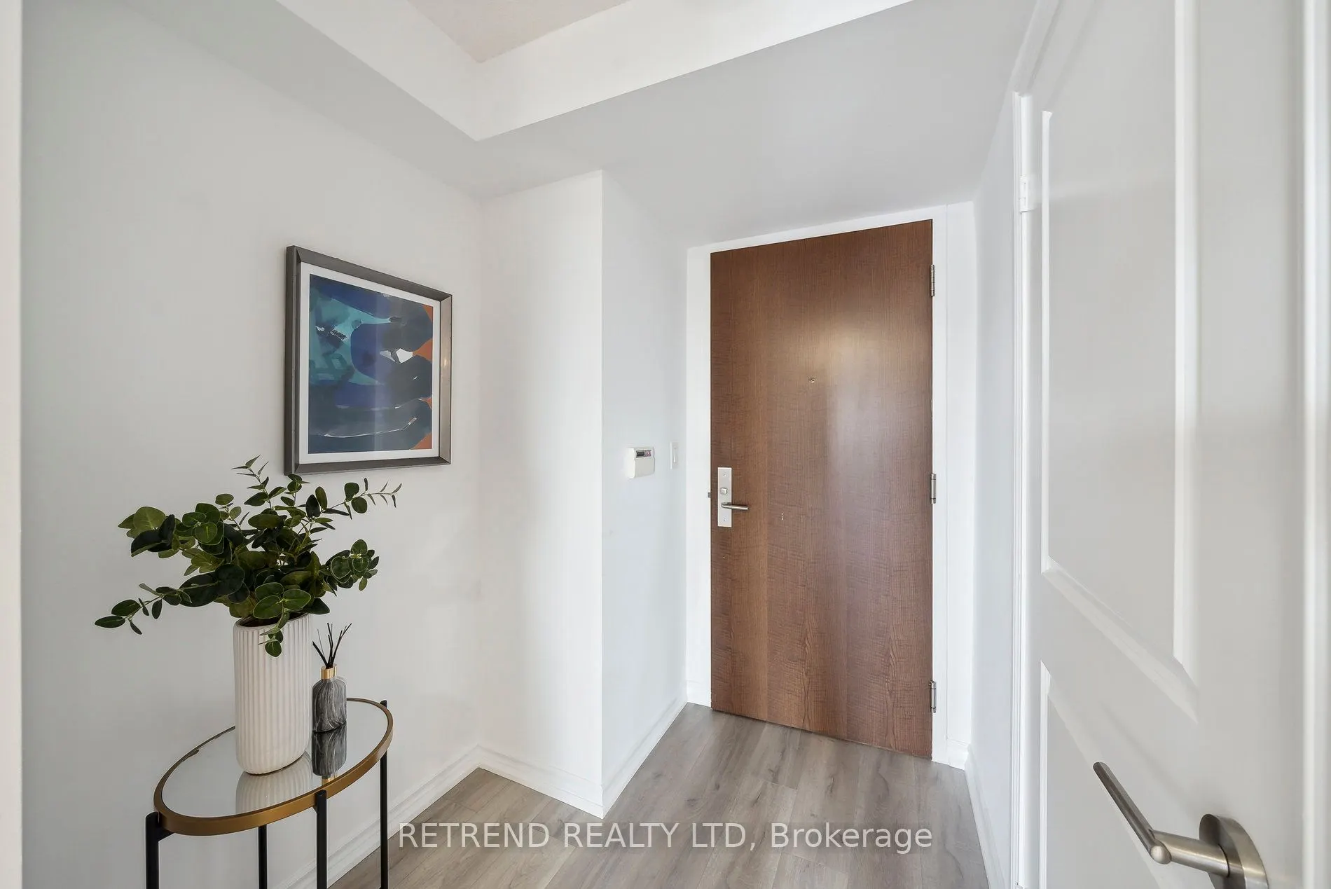 386 Yonge Street, #1004