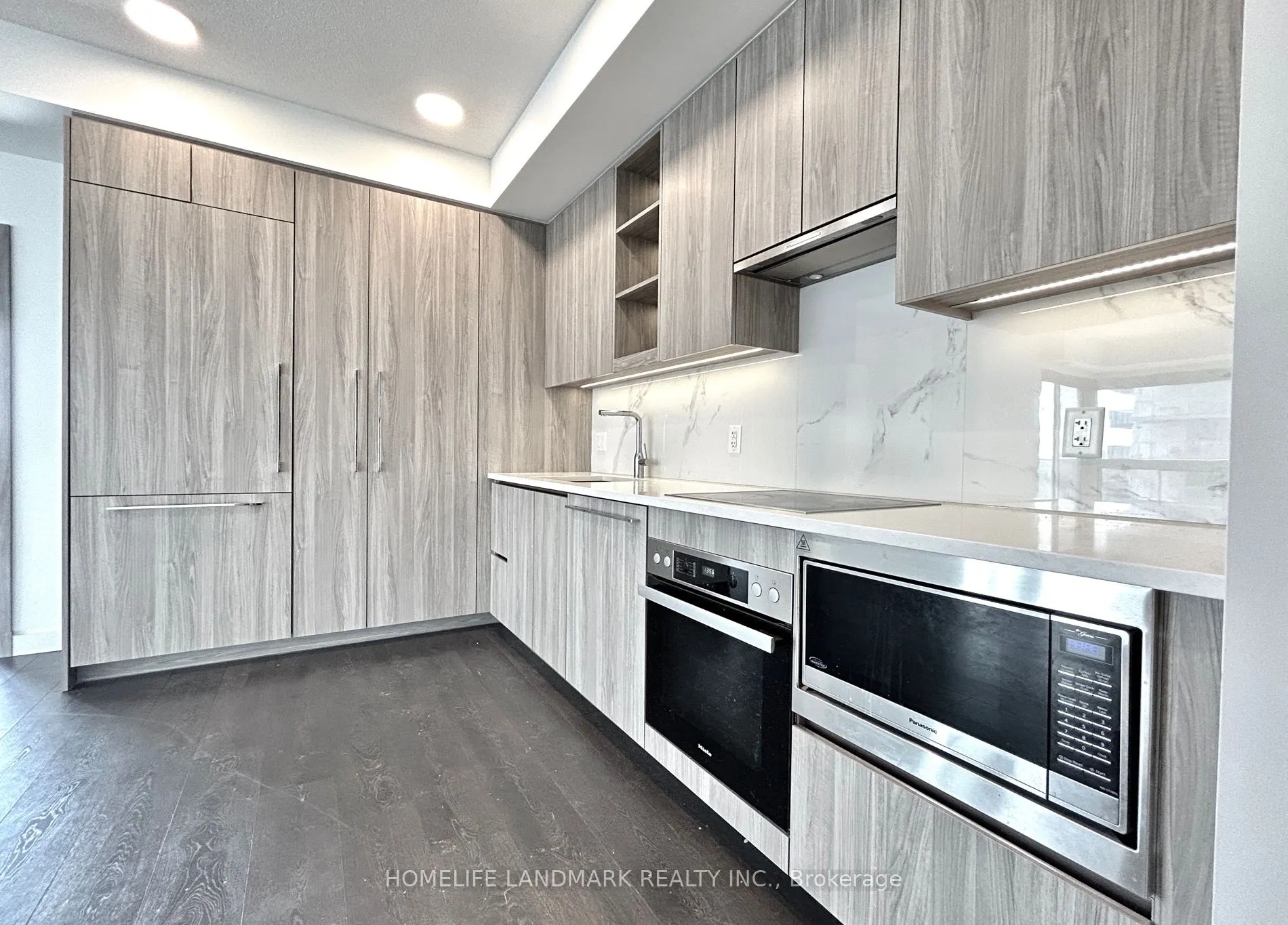 25 McMahon Drive, #1002
