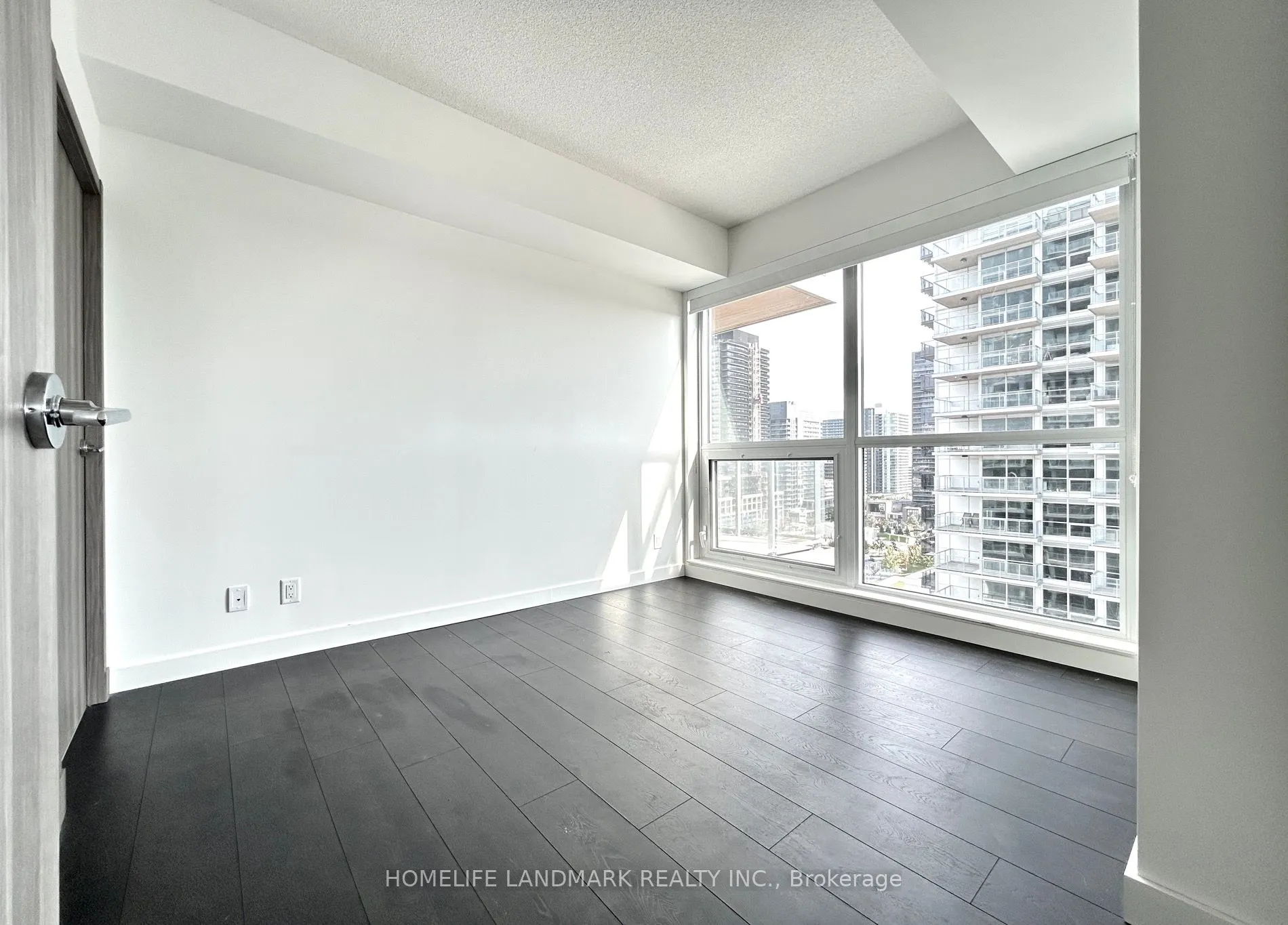 25 McMahon Drive, #1002