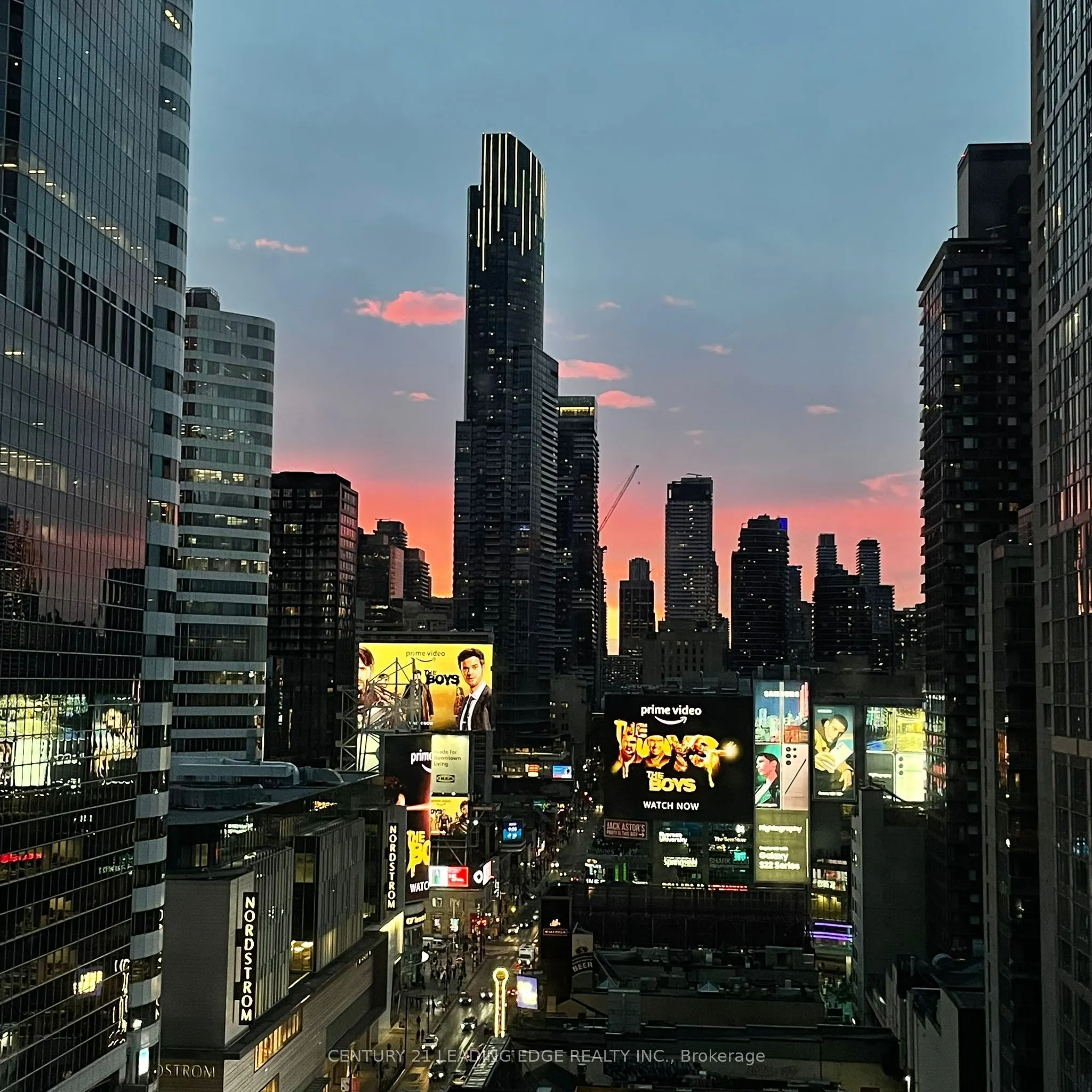 197 Yonge Street, #1413
