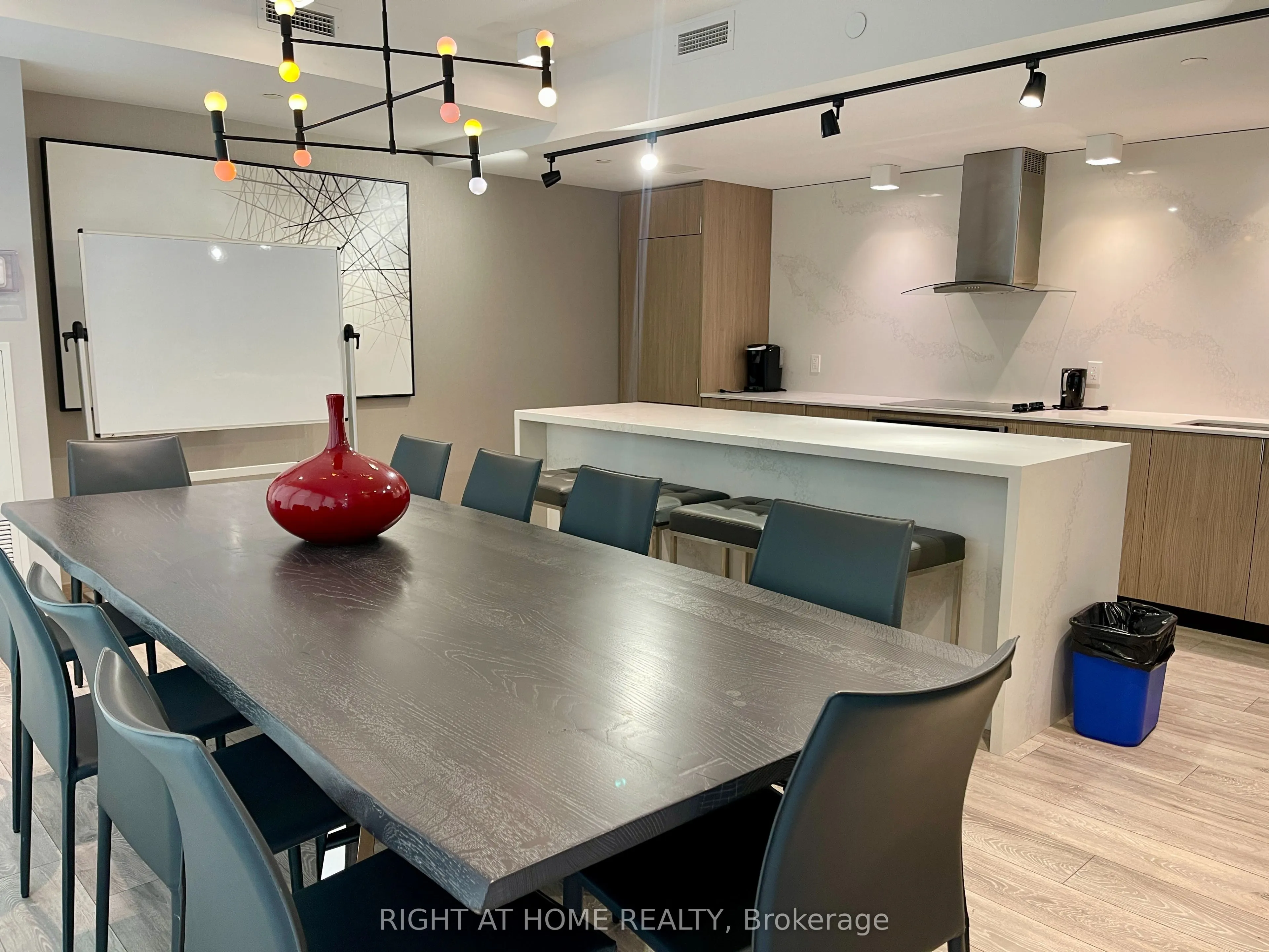 215 Queen Street W, #2407