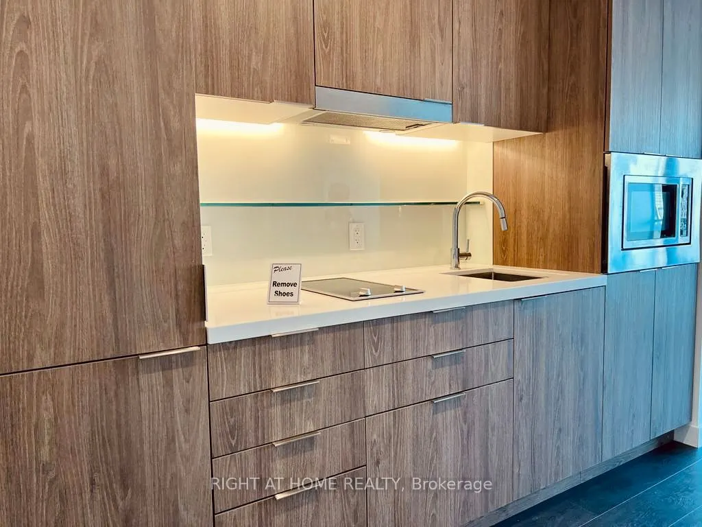 215 Queen Street W, #2407