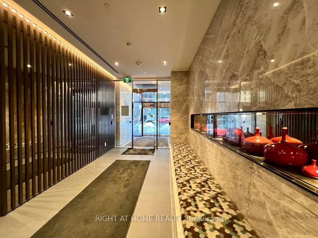 215 Queen Street W, #2407