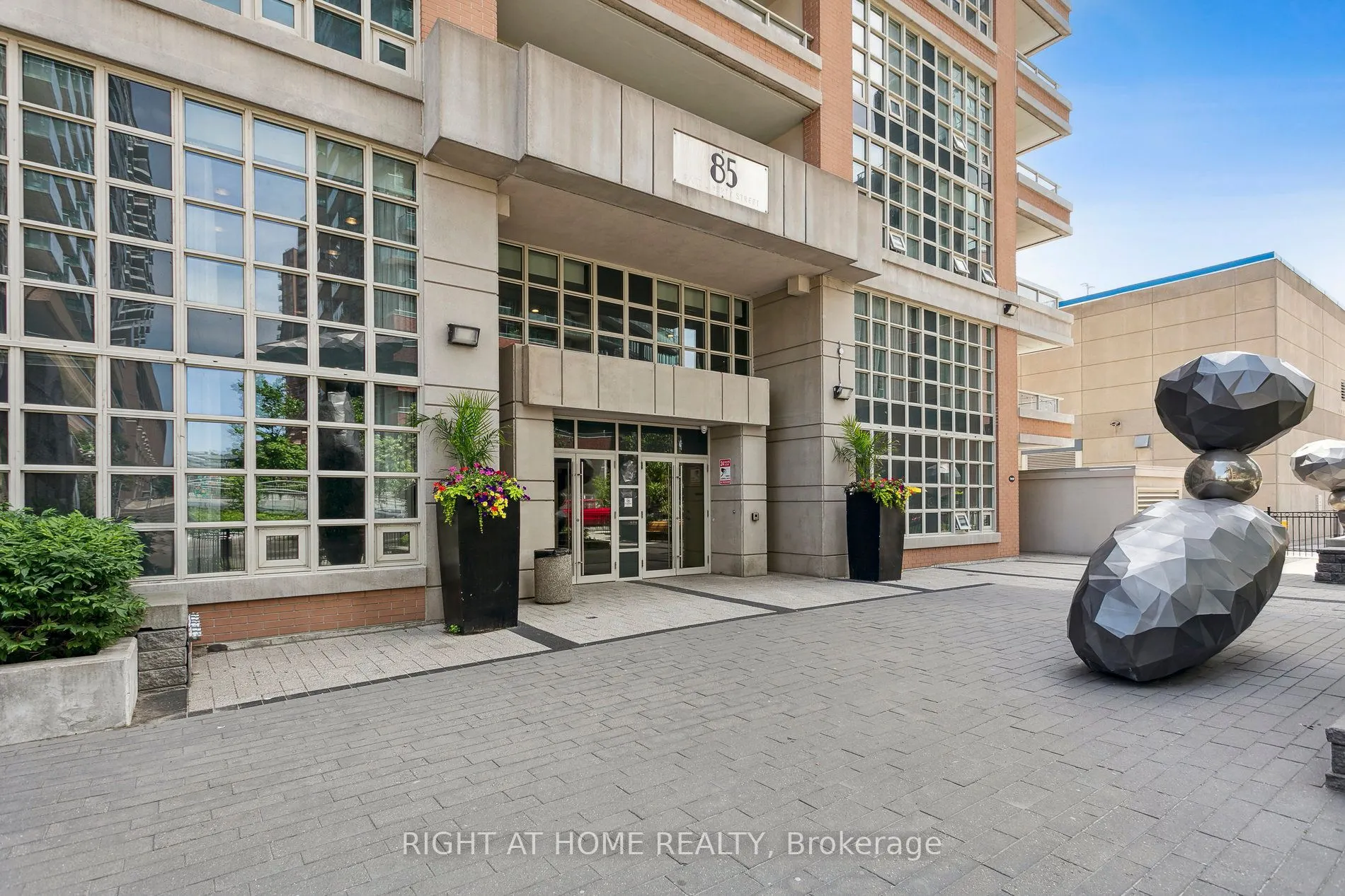 85 East Liberty Street, #525