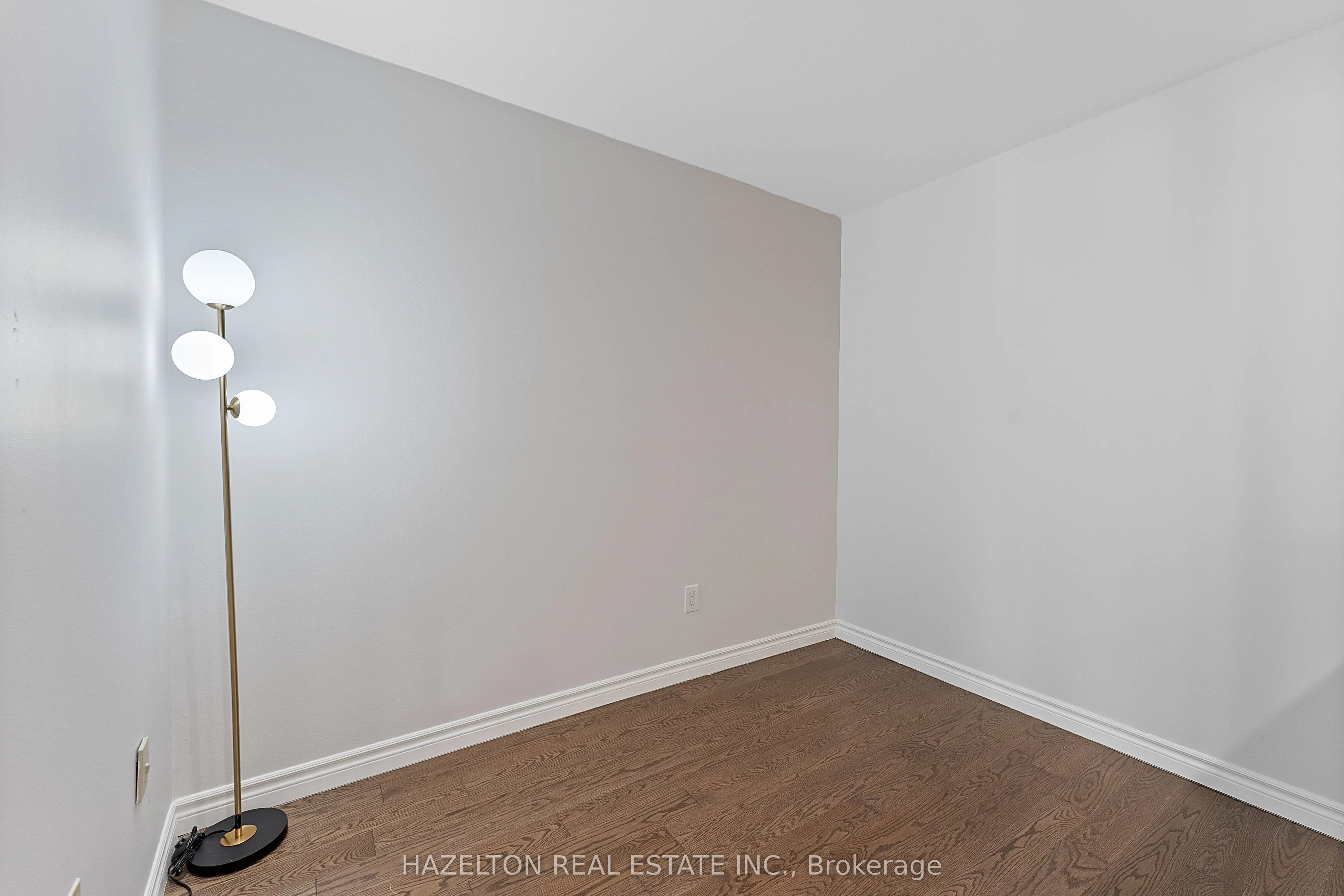 225 Davenport Road, #211