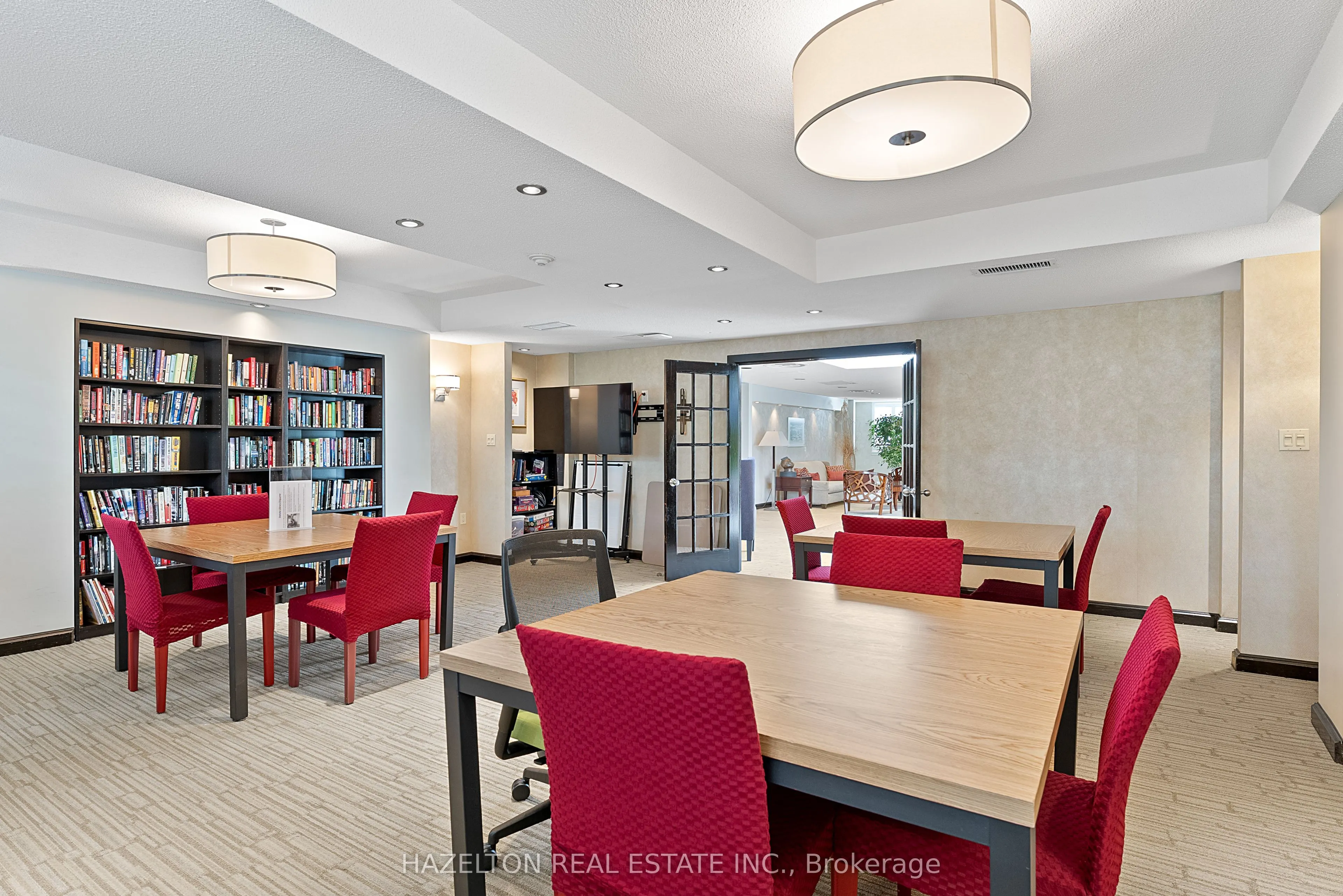 225 Davenport Road, #211
