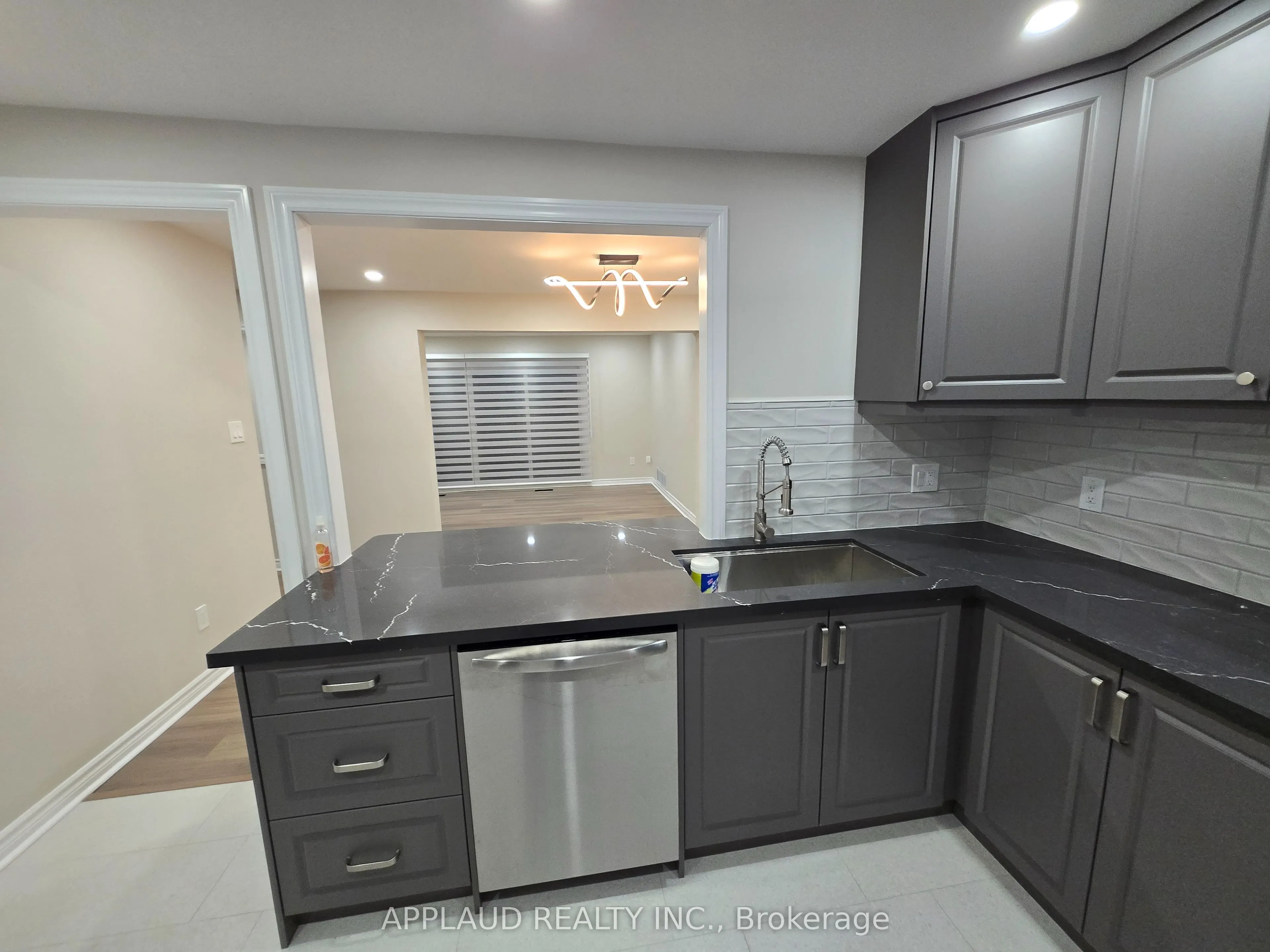 164 Song Meadoway Way, #164