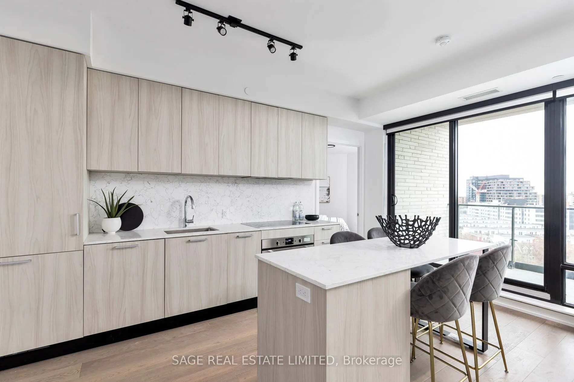 200 Sudbury Street, #1003