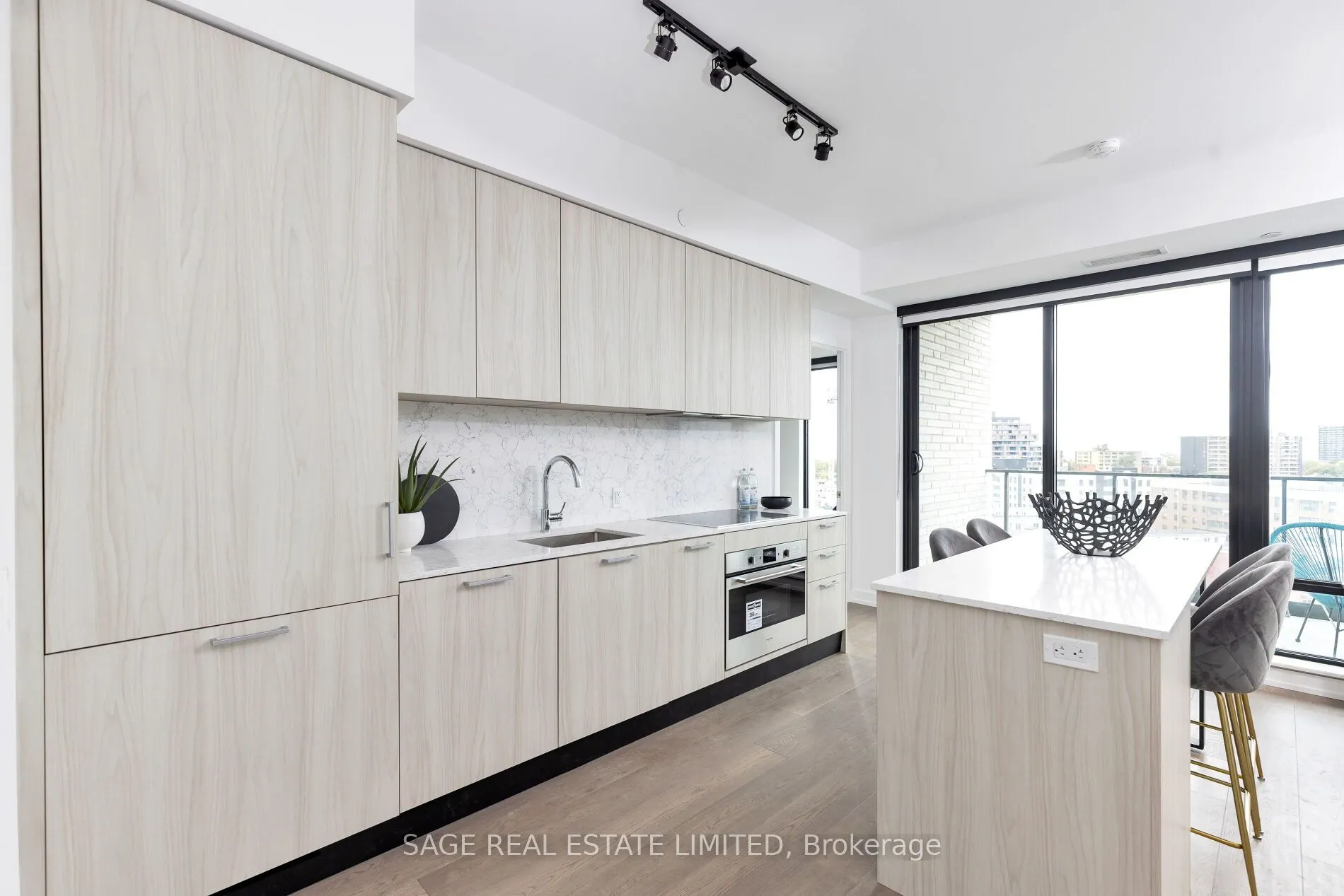 200 Sudbury Street, #1003