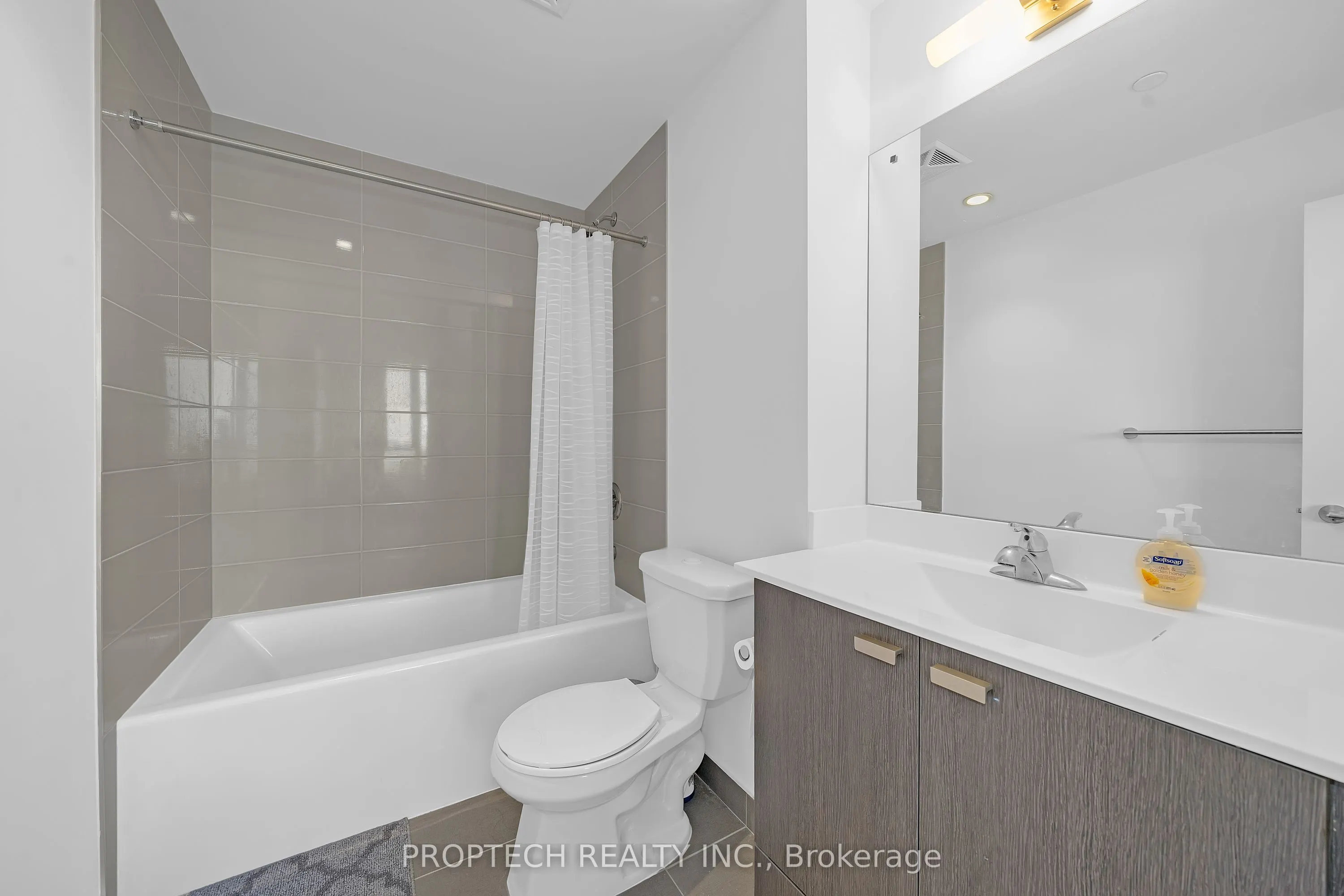 50 Ann O'Reilly Road, #2201