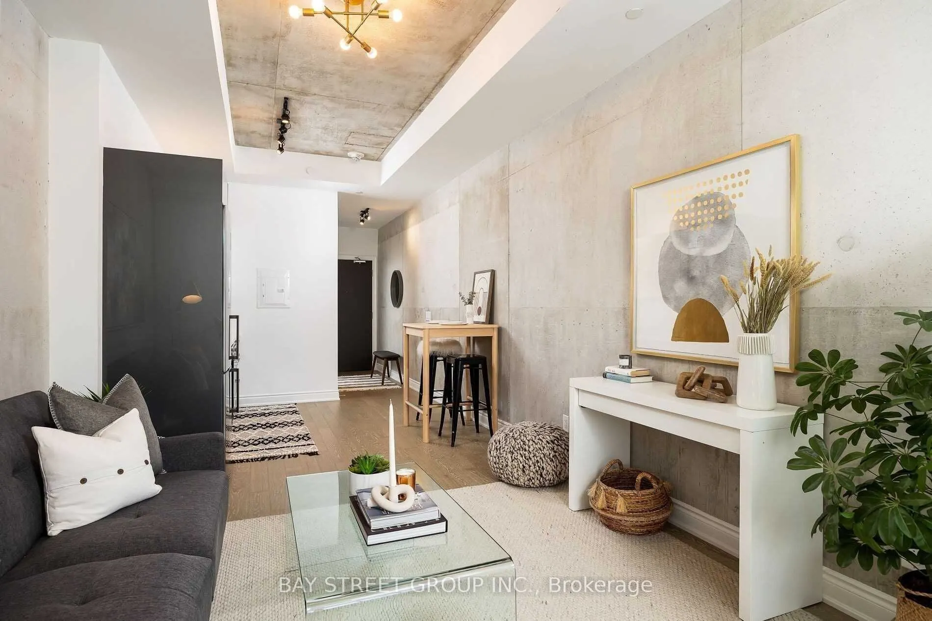 608 Richmond Street W, #614