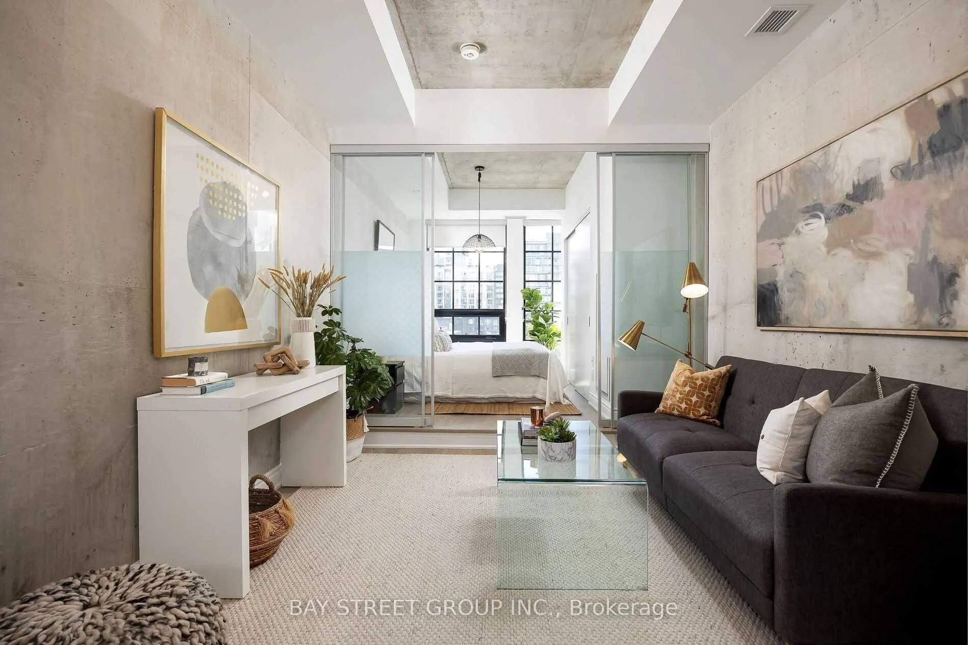 608 Richmond Street W, #614