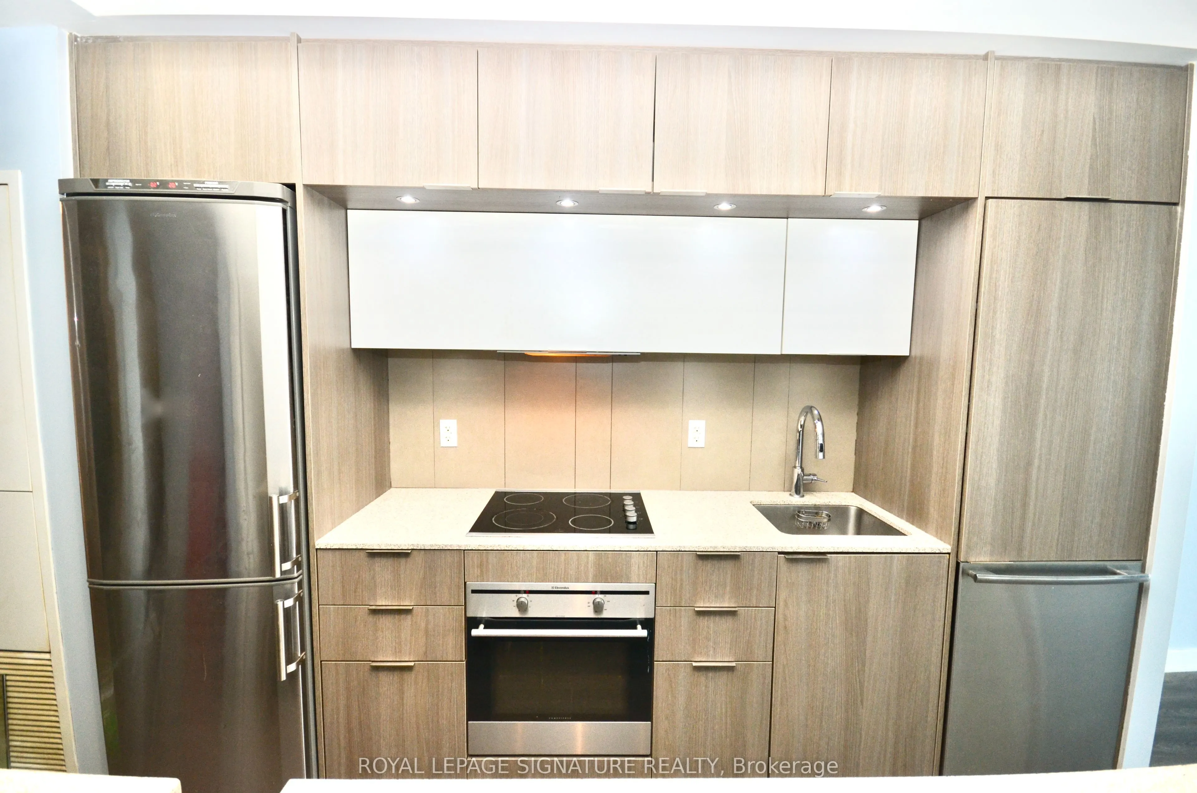 170 Sumach Street, #1708