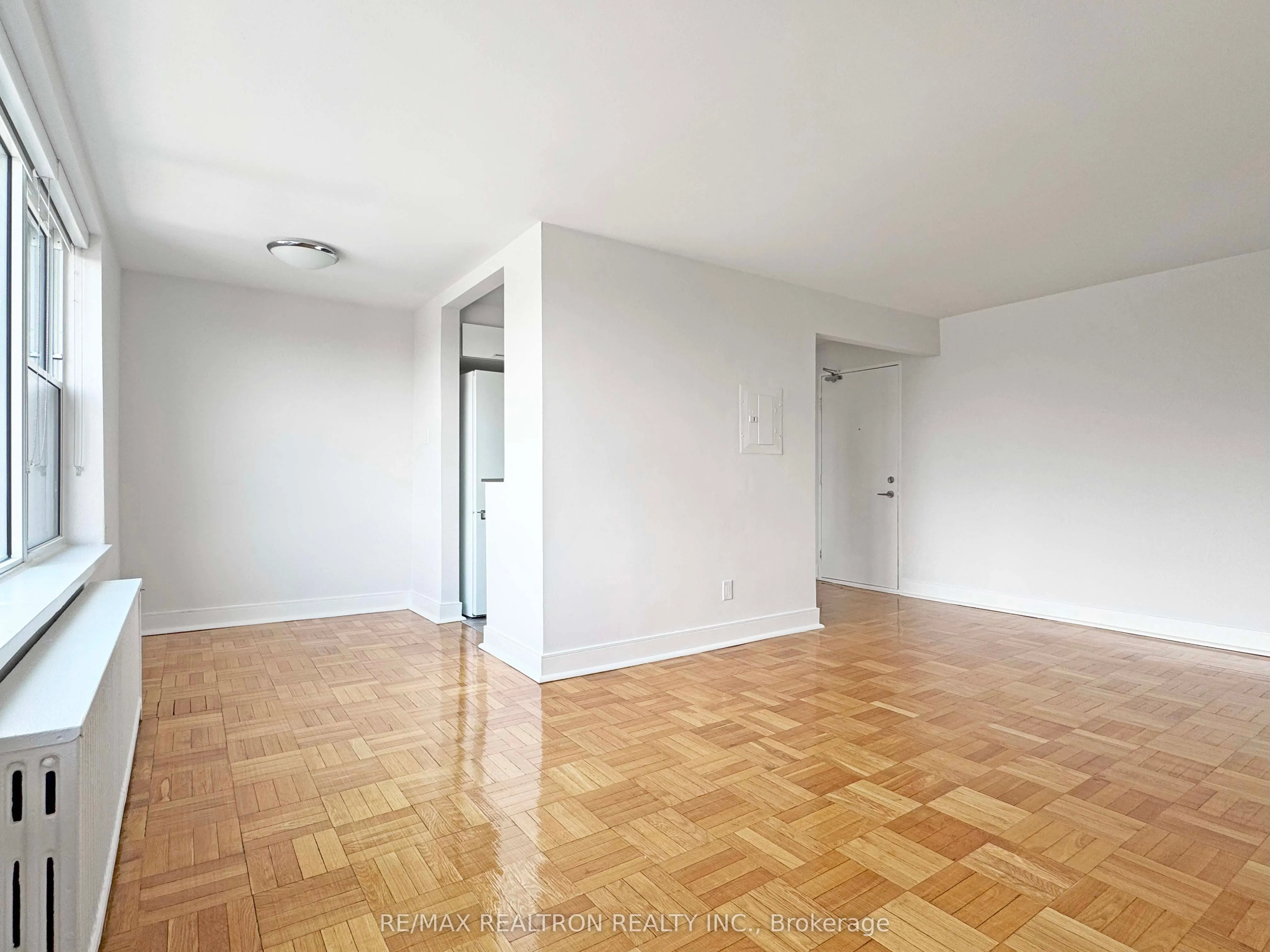 1545 Bathurst Street, #209