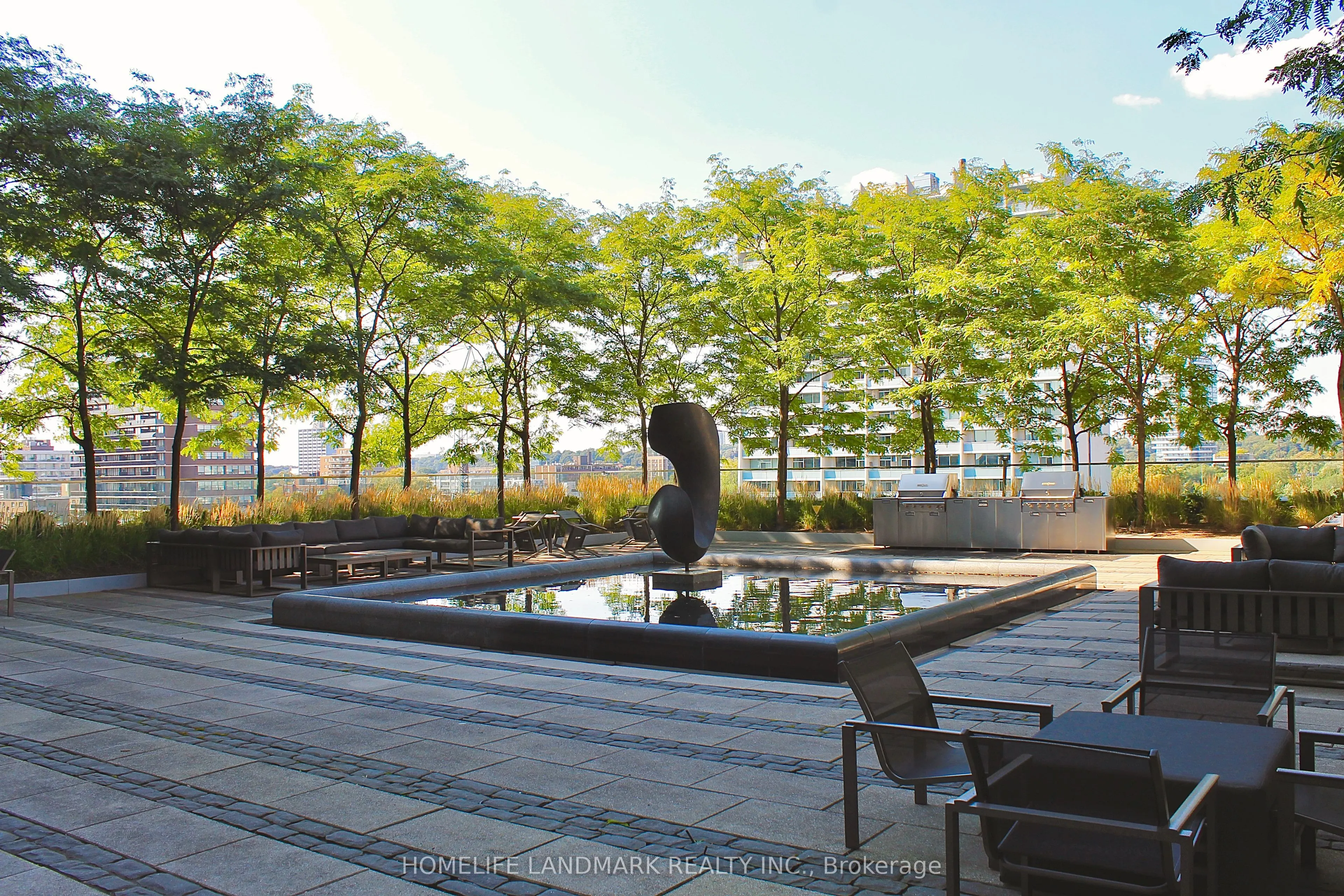200 Bloor Street W, #702