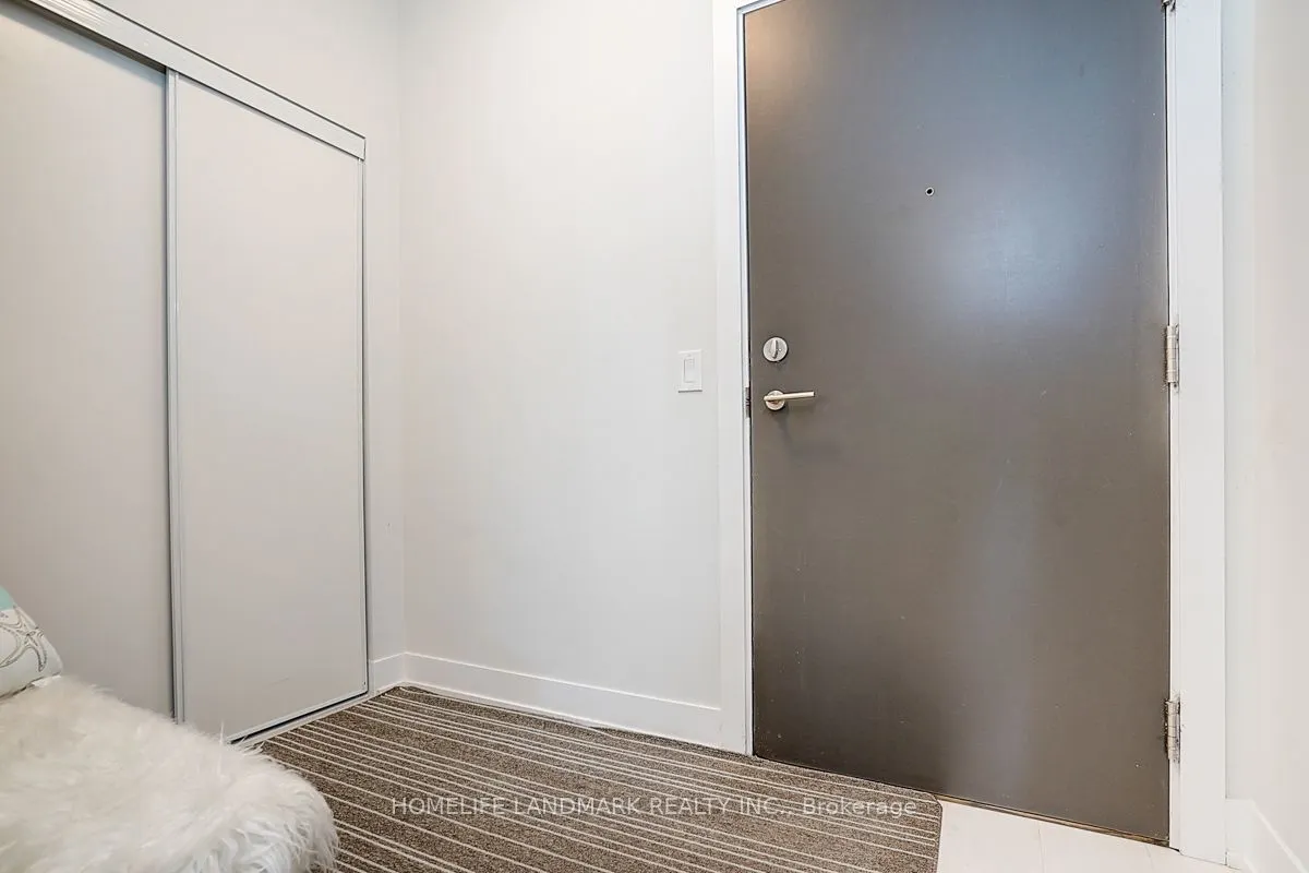 68 Merton Street, #901